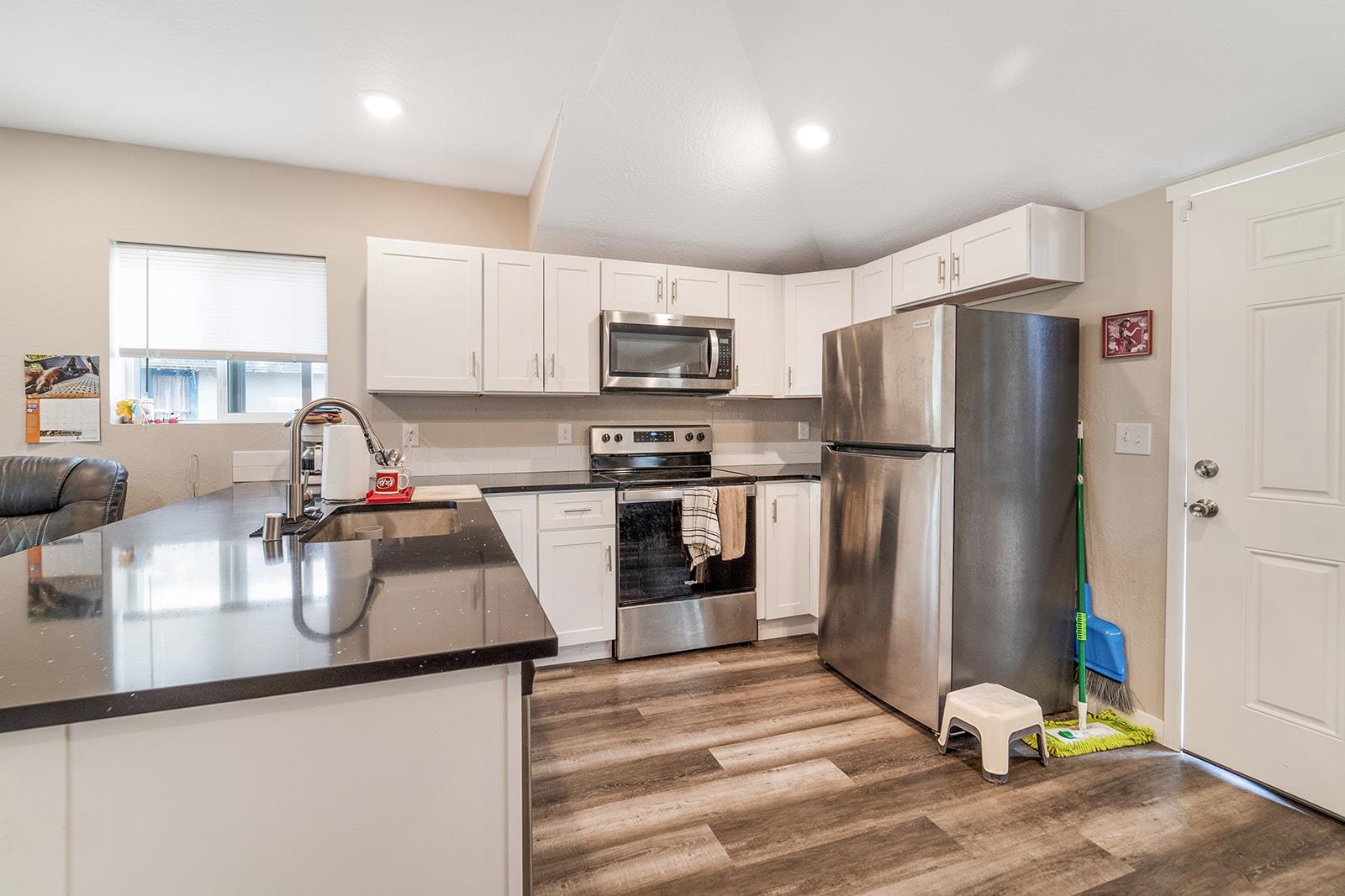 2213 E E GORDON Ave - Photo 7
