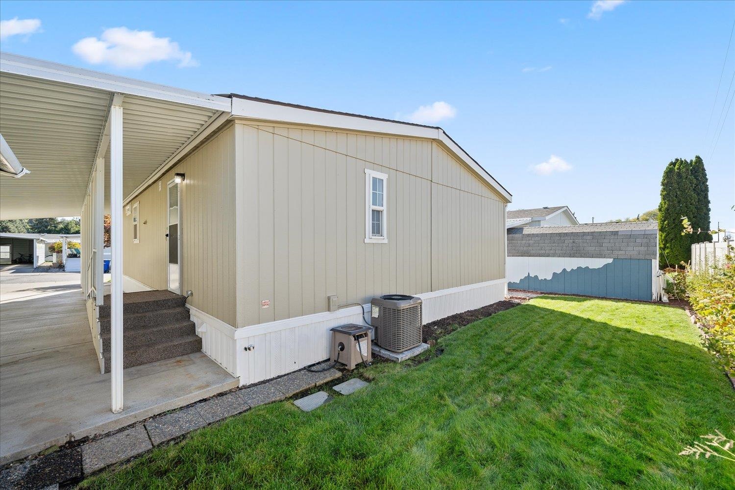 17001 E Meadowbrook Ln - Photo 4