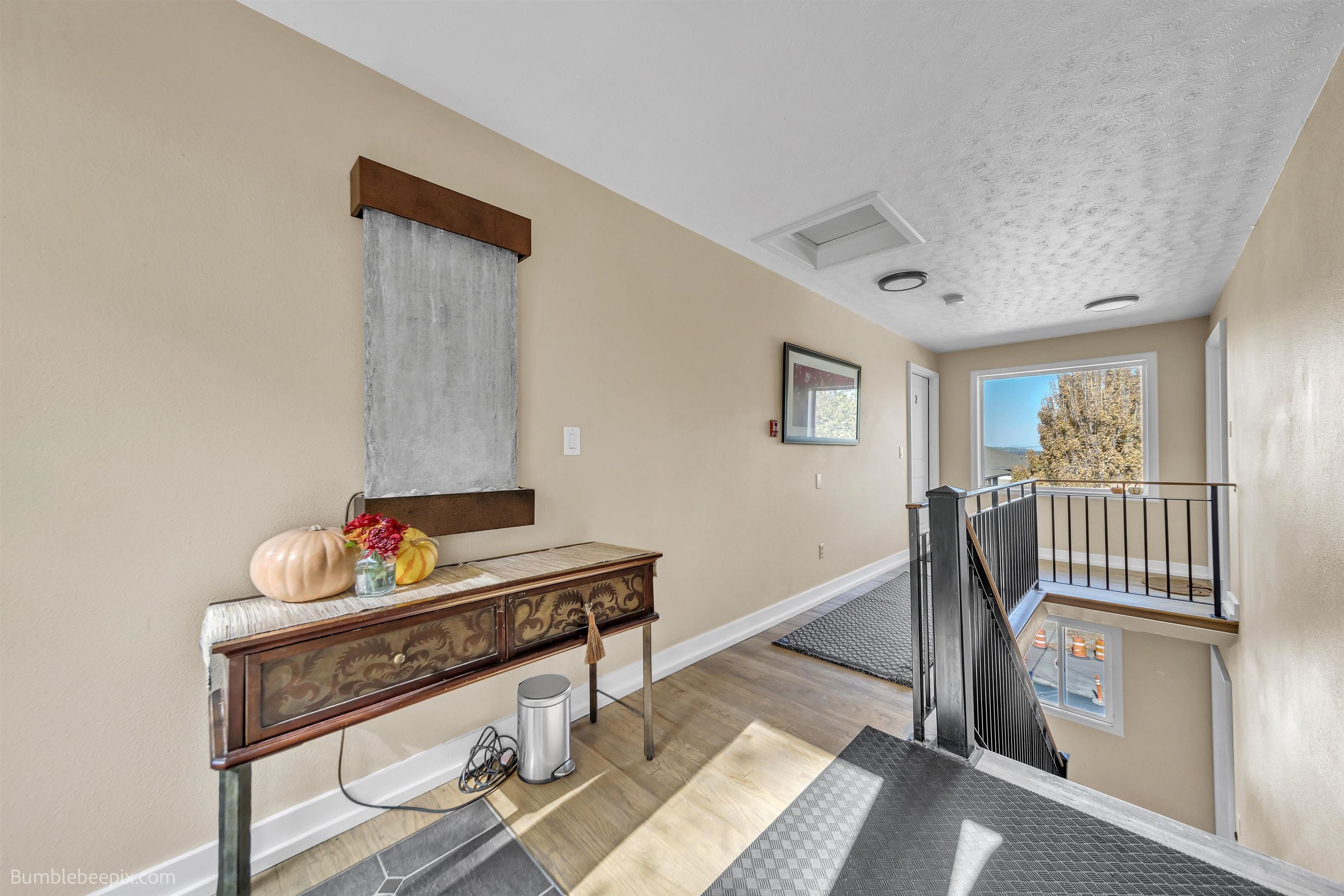 202 E Rockwood Blvd - Photo 4