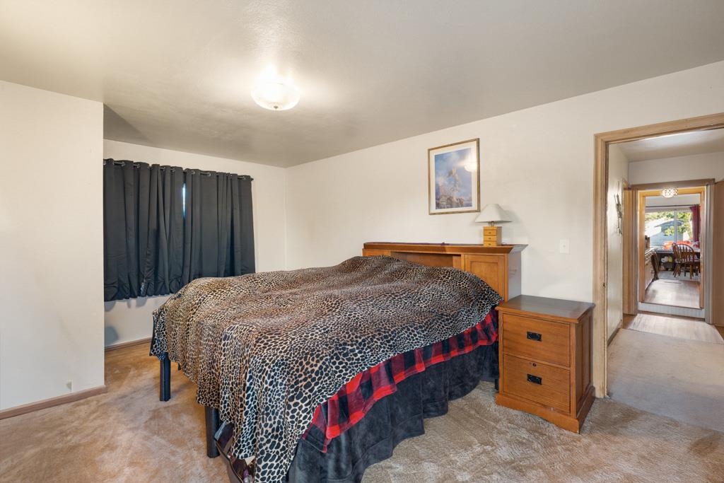 105 S Howard St - Photo 15