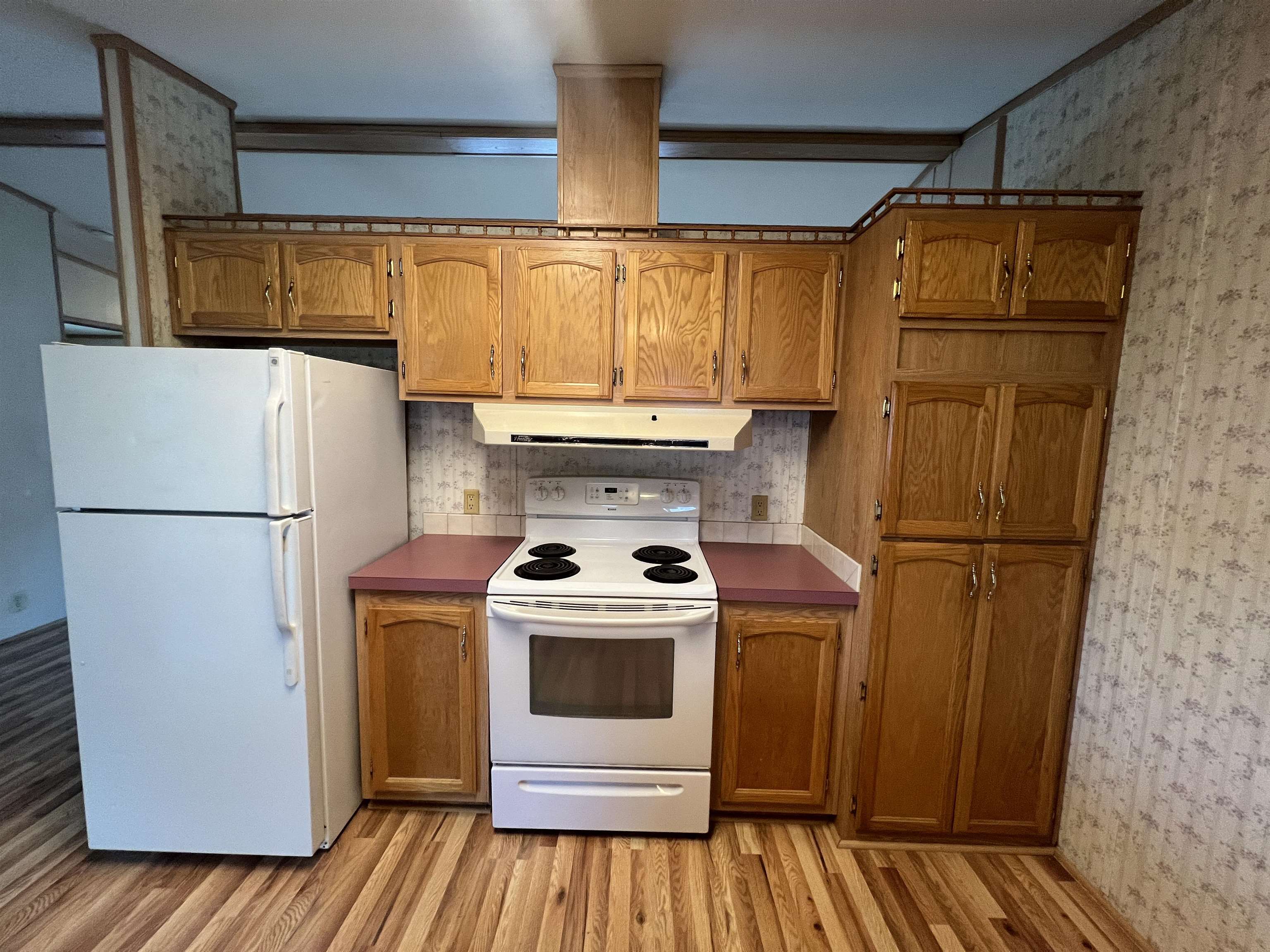 420 W 2nd Ave - Photo 11