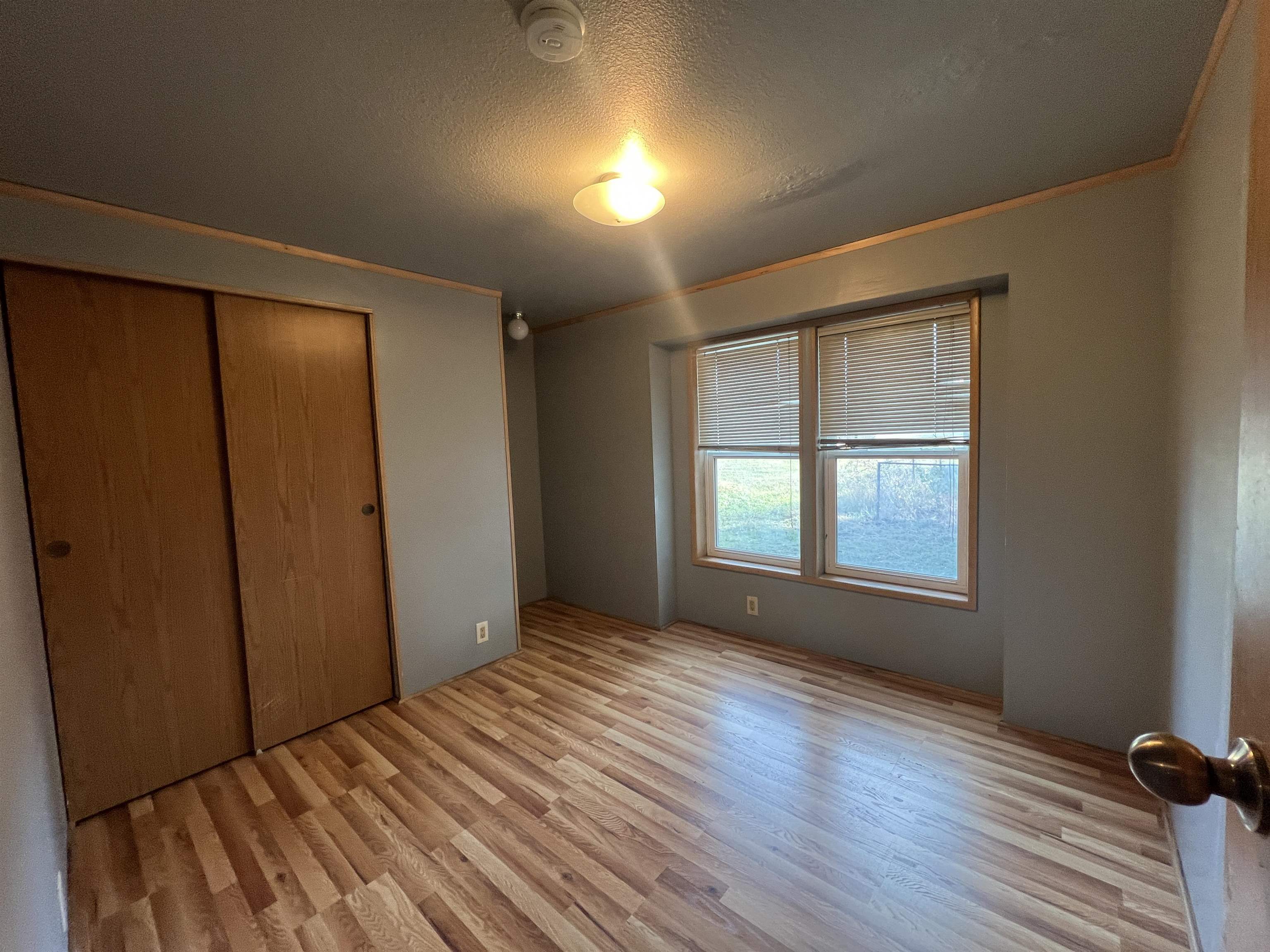420 W 2nd Ave - Photo 16