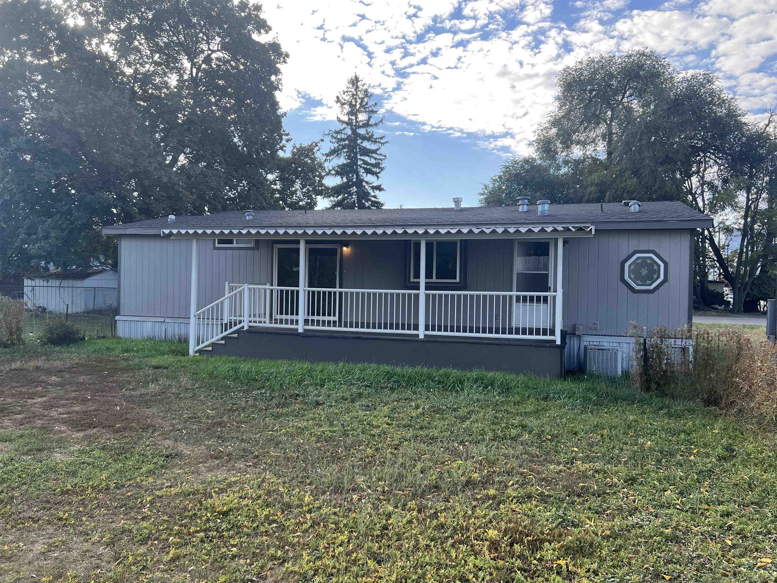 420 W 2nd Ave - Photo 24