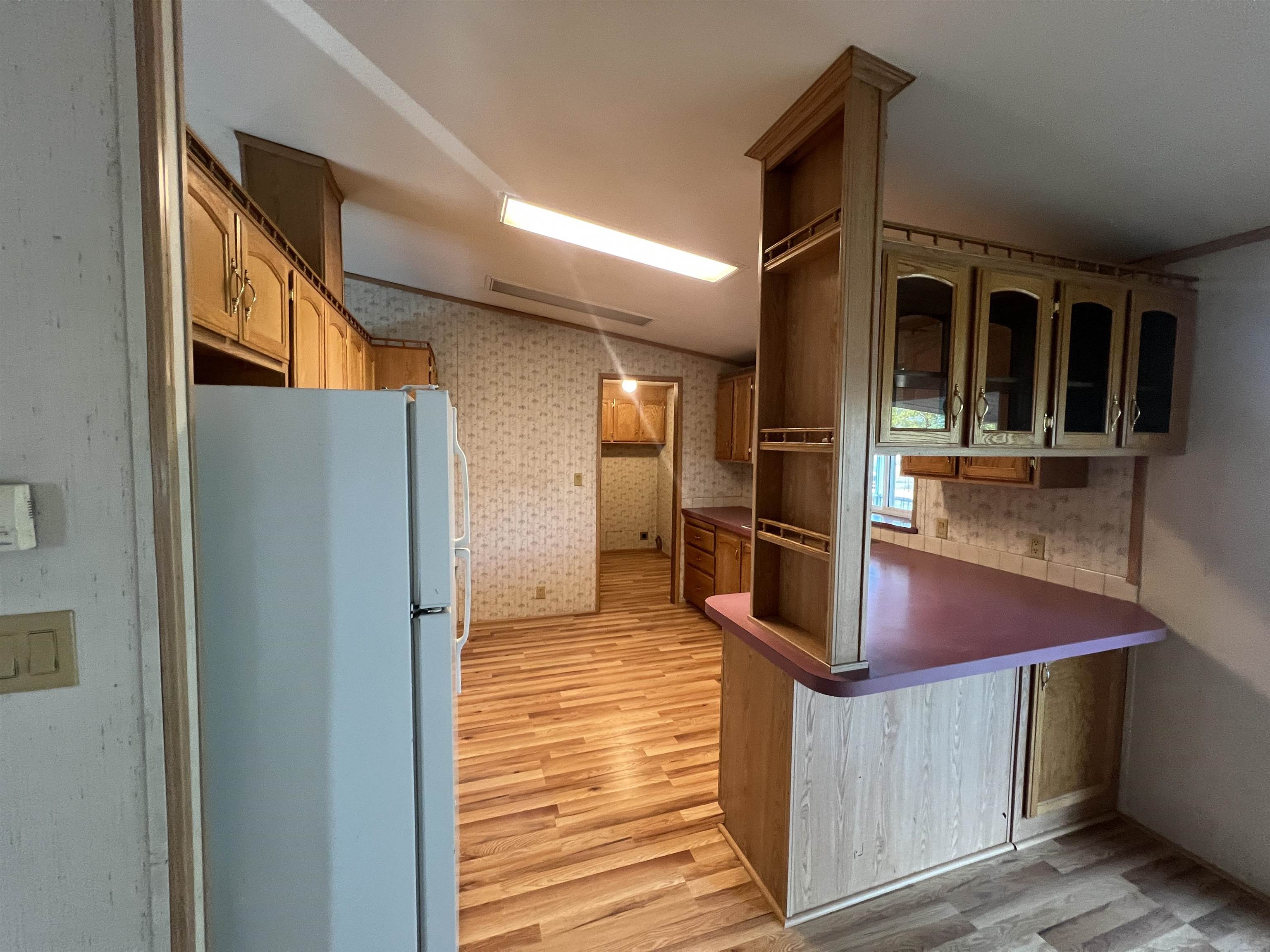 420 W 2nd Ave - Photo 7