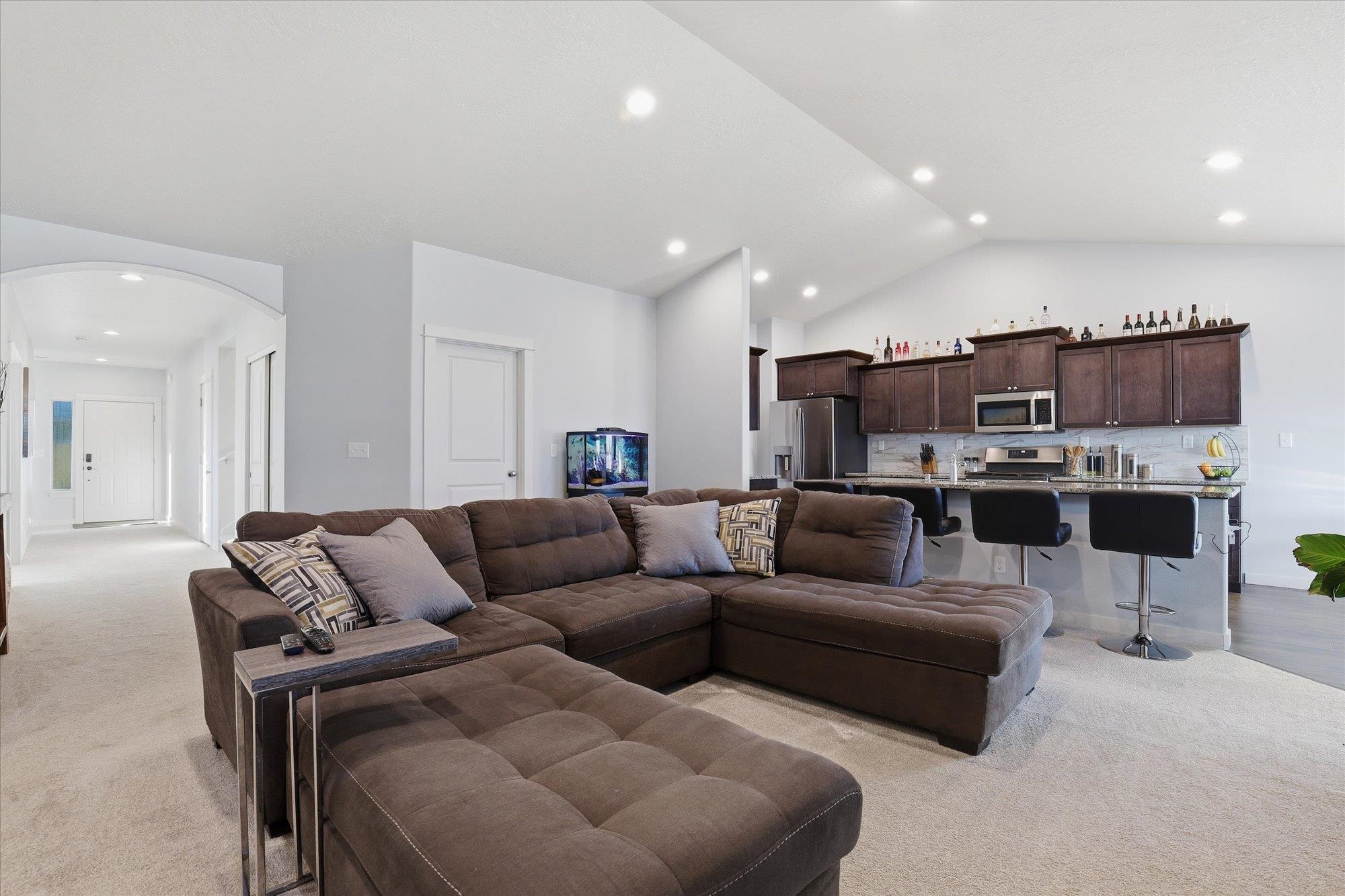 1502 E B St - Photo 8