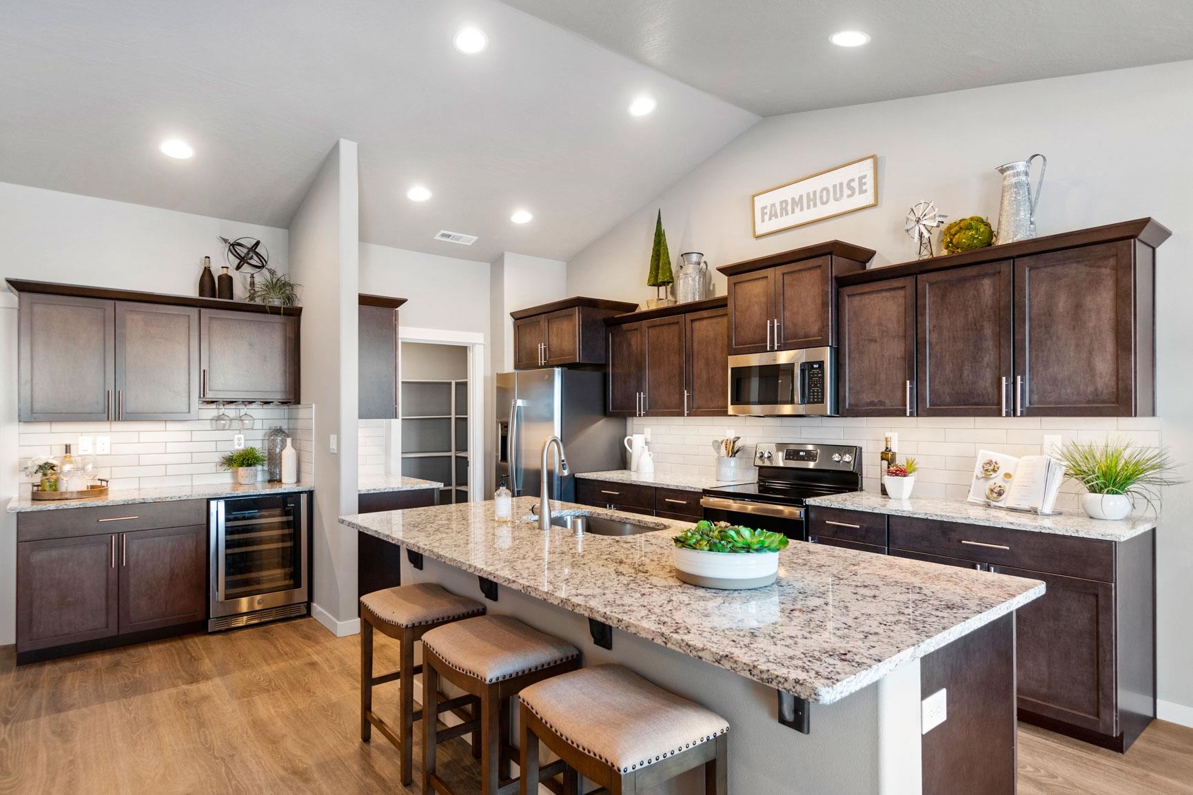 1534 W 68th Ave - Photo 2