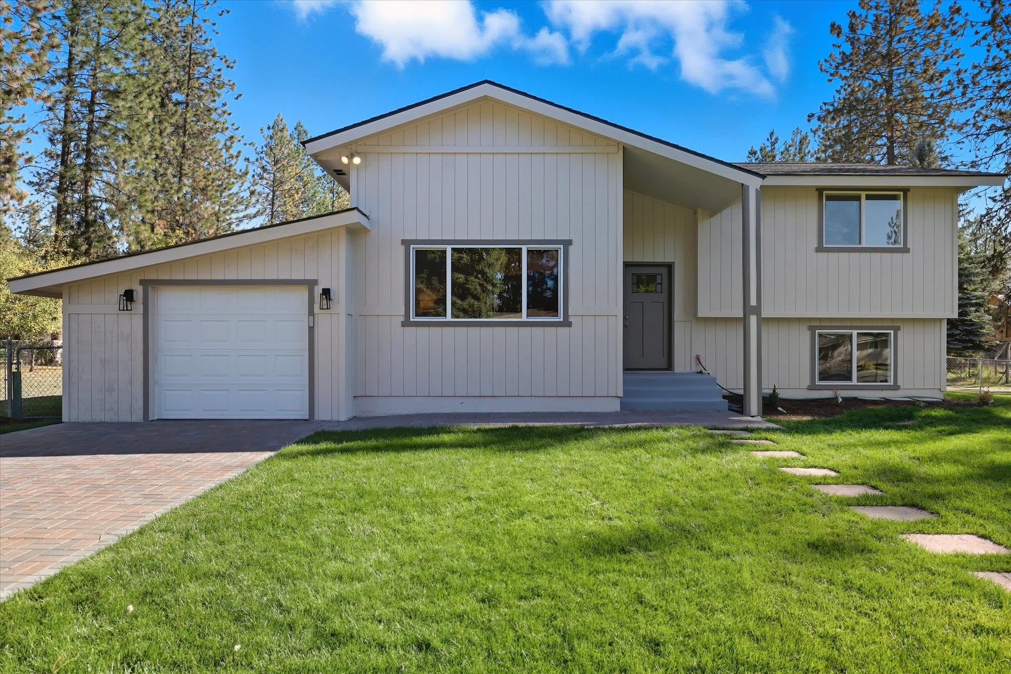 16406 N Tamarac Ln - Photo 1