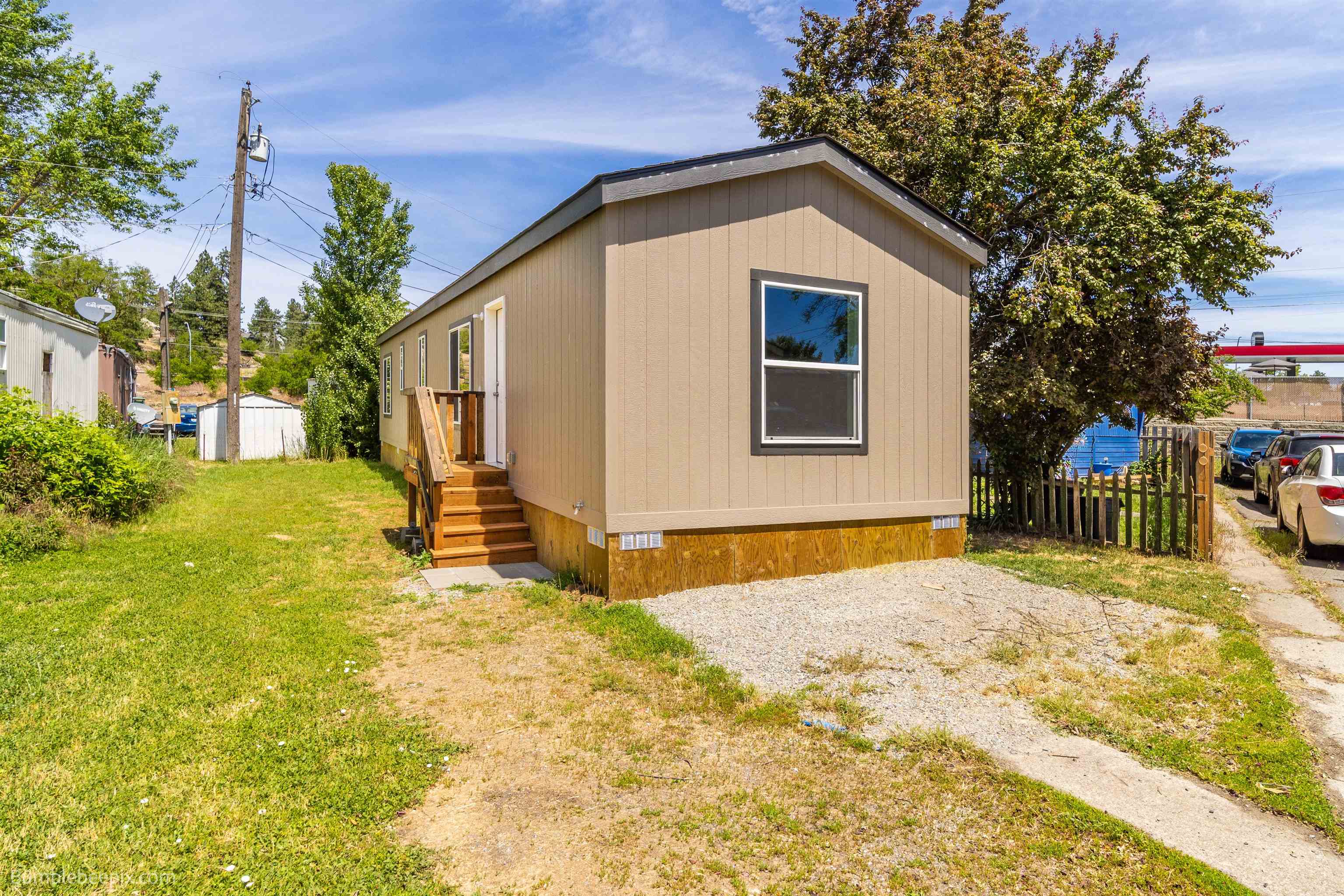 11920 E Mansfield Ave - Photo 1