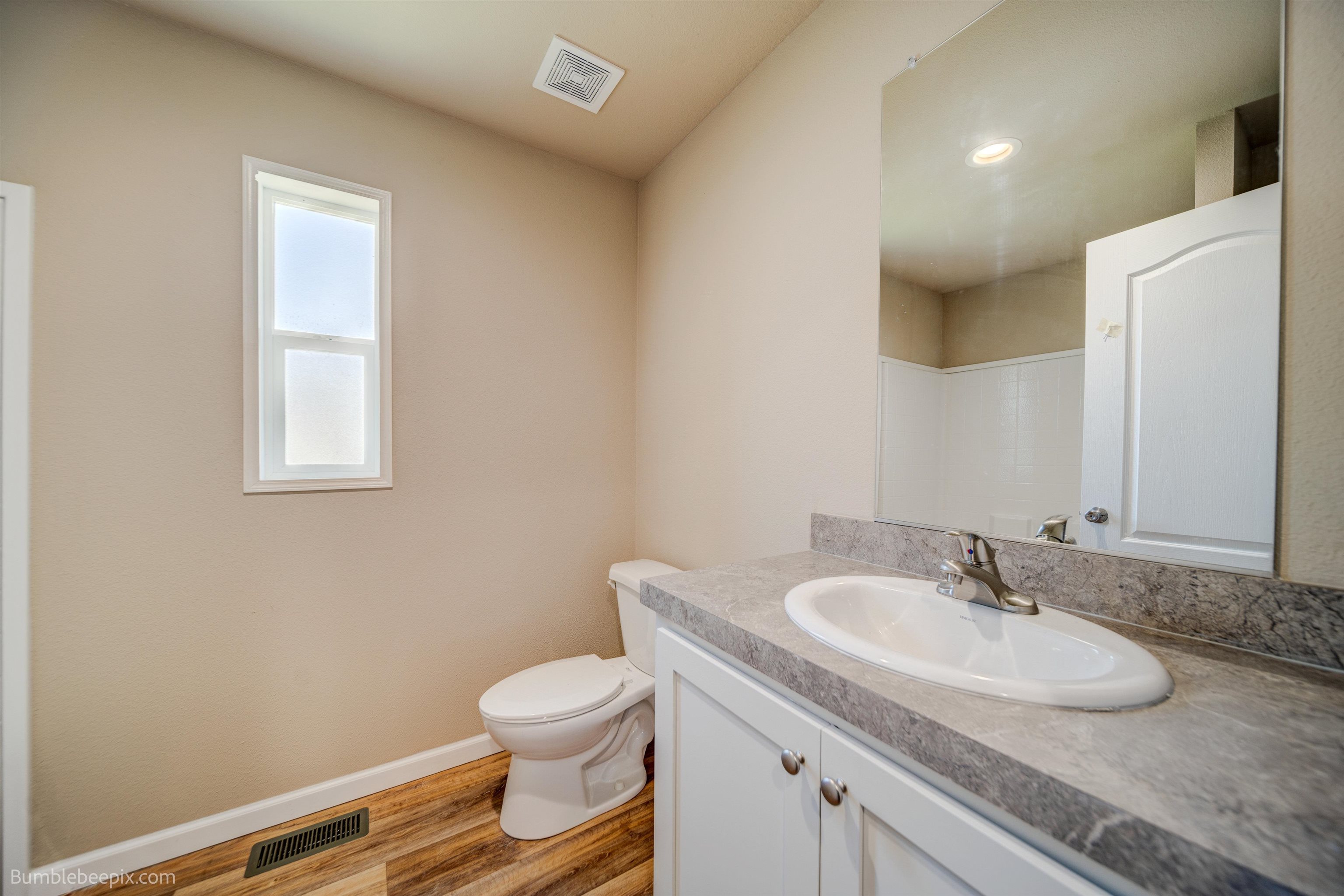 11920 E Mansfield Ave - Photo 15