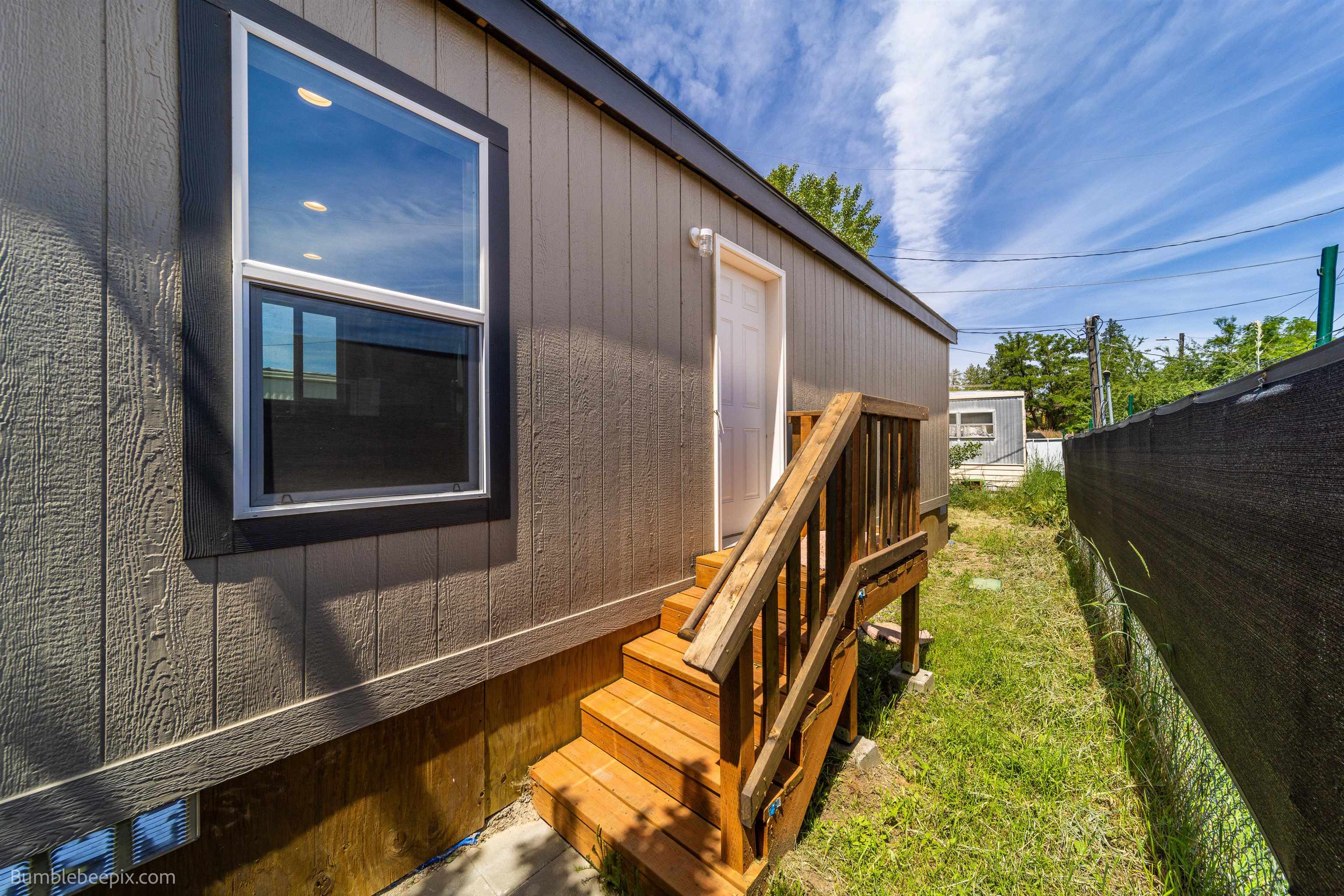 11920 E Mansfield Ave - Photo 4