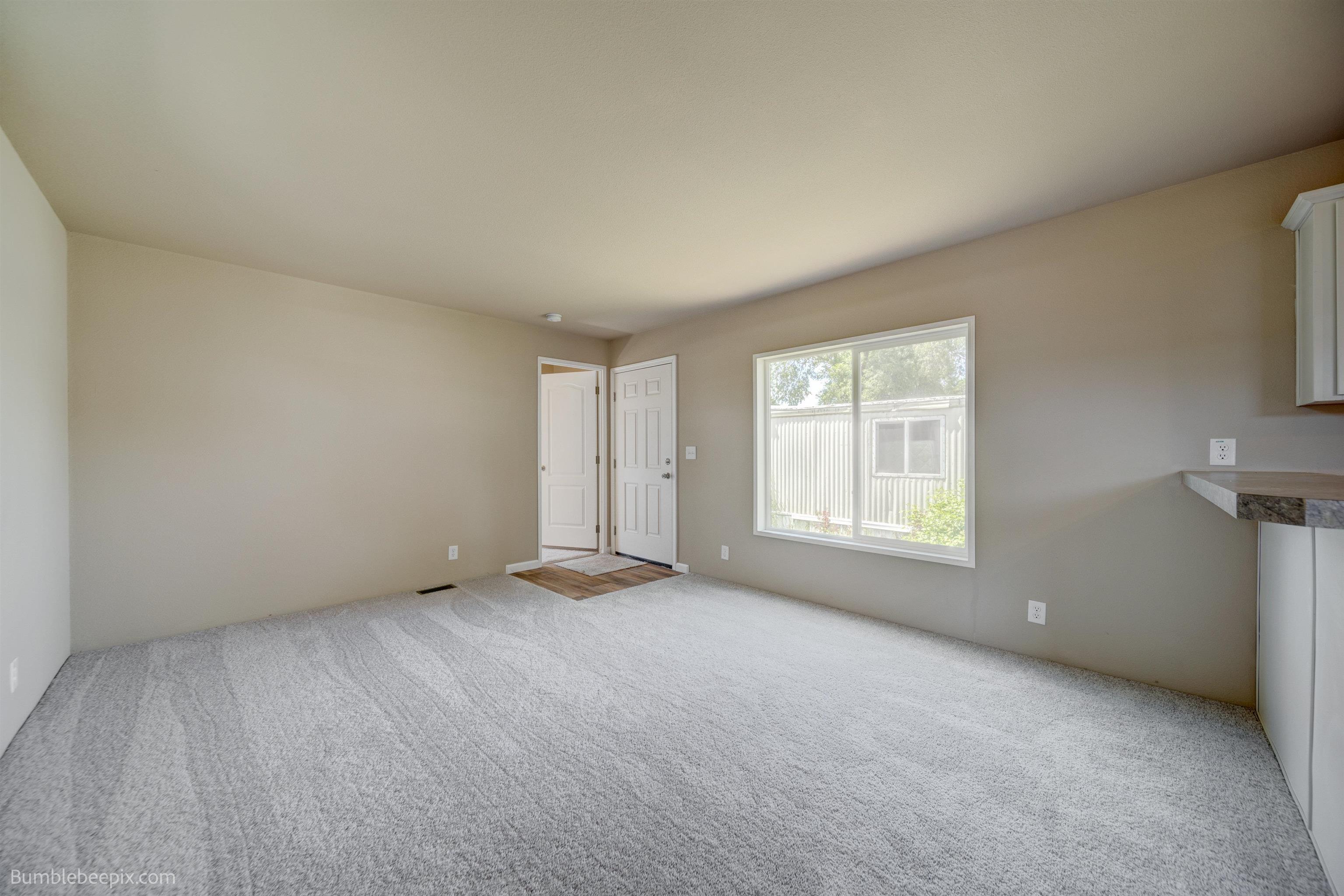 11920 E Mansfield Ave - Photo 6