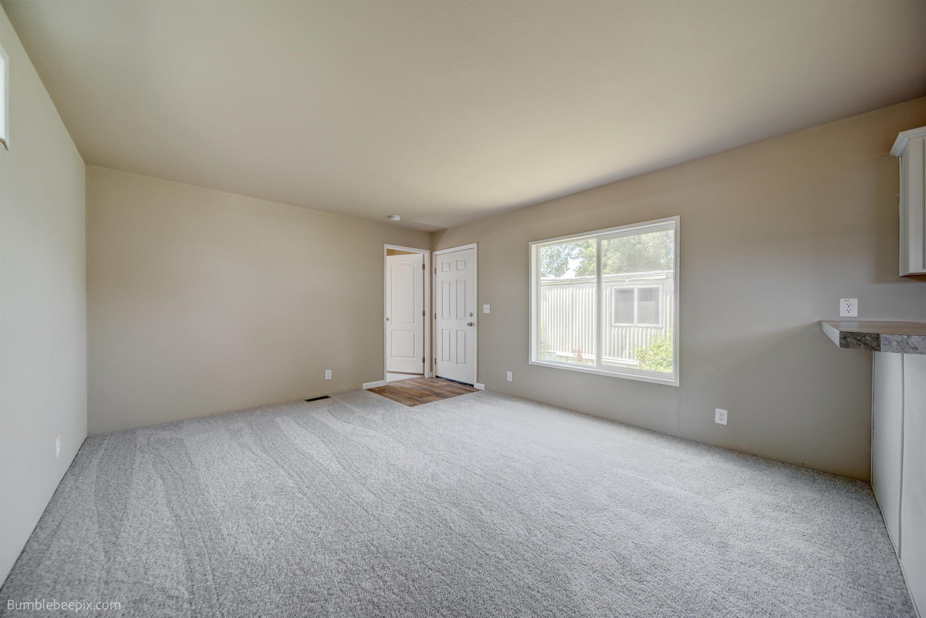 11920 E Mansfield Ave - Photo 10