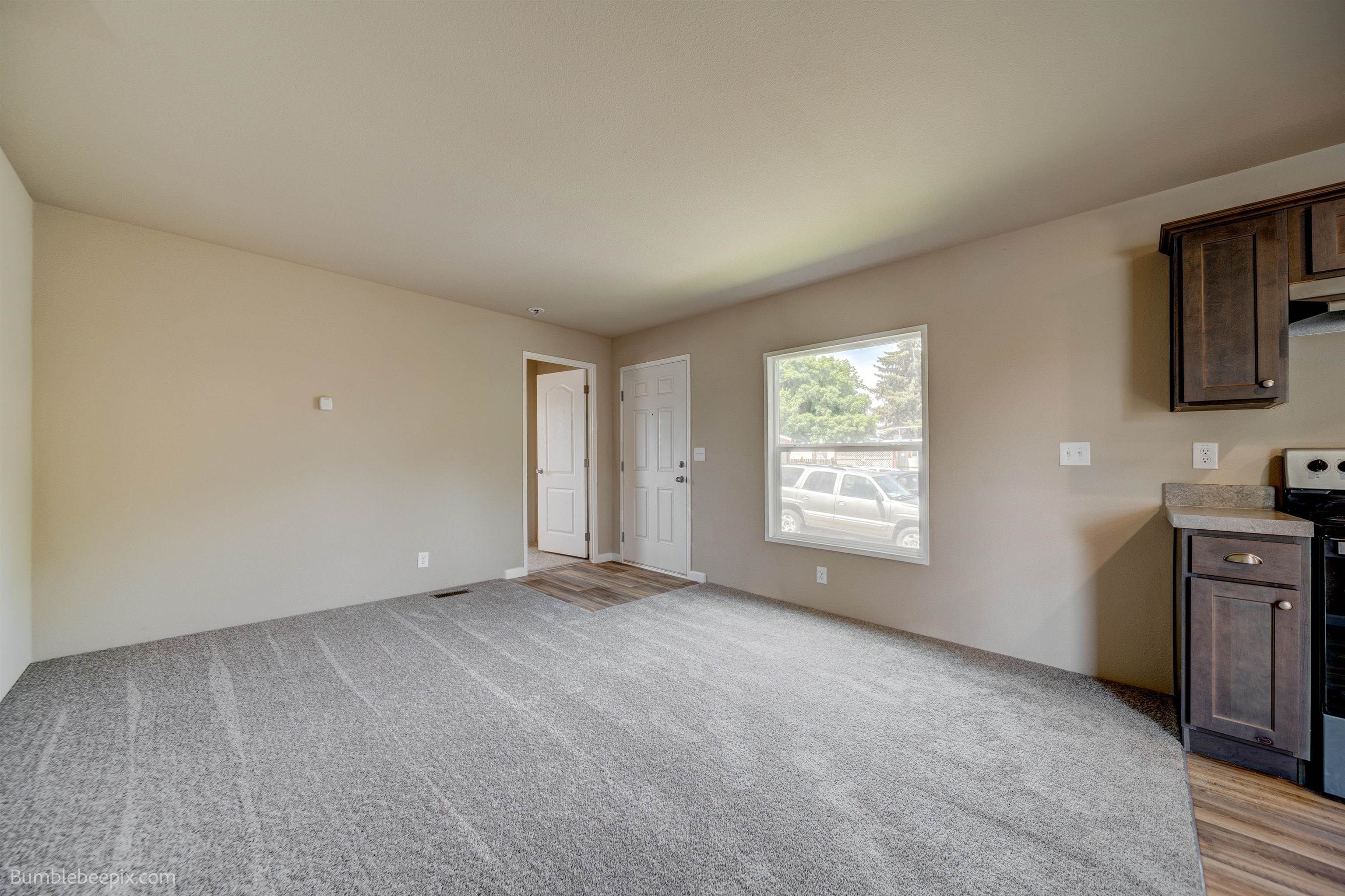 11920 E Mansfield Ave - Photo 8