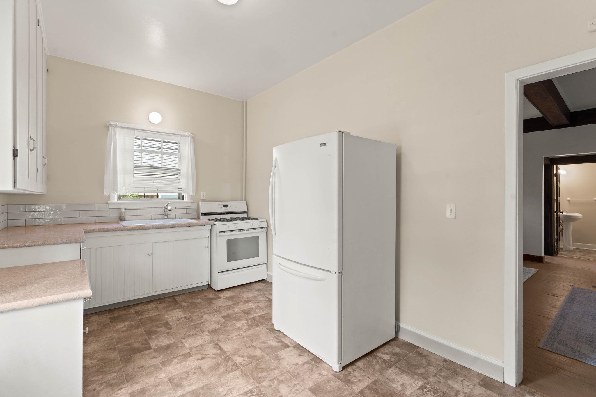 1414 N Lincoln St - Photo 12