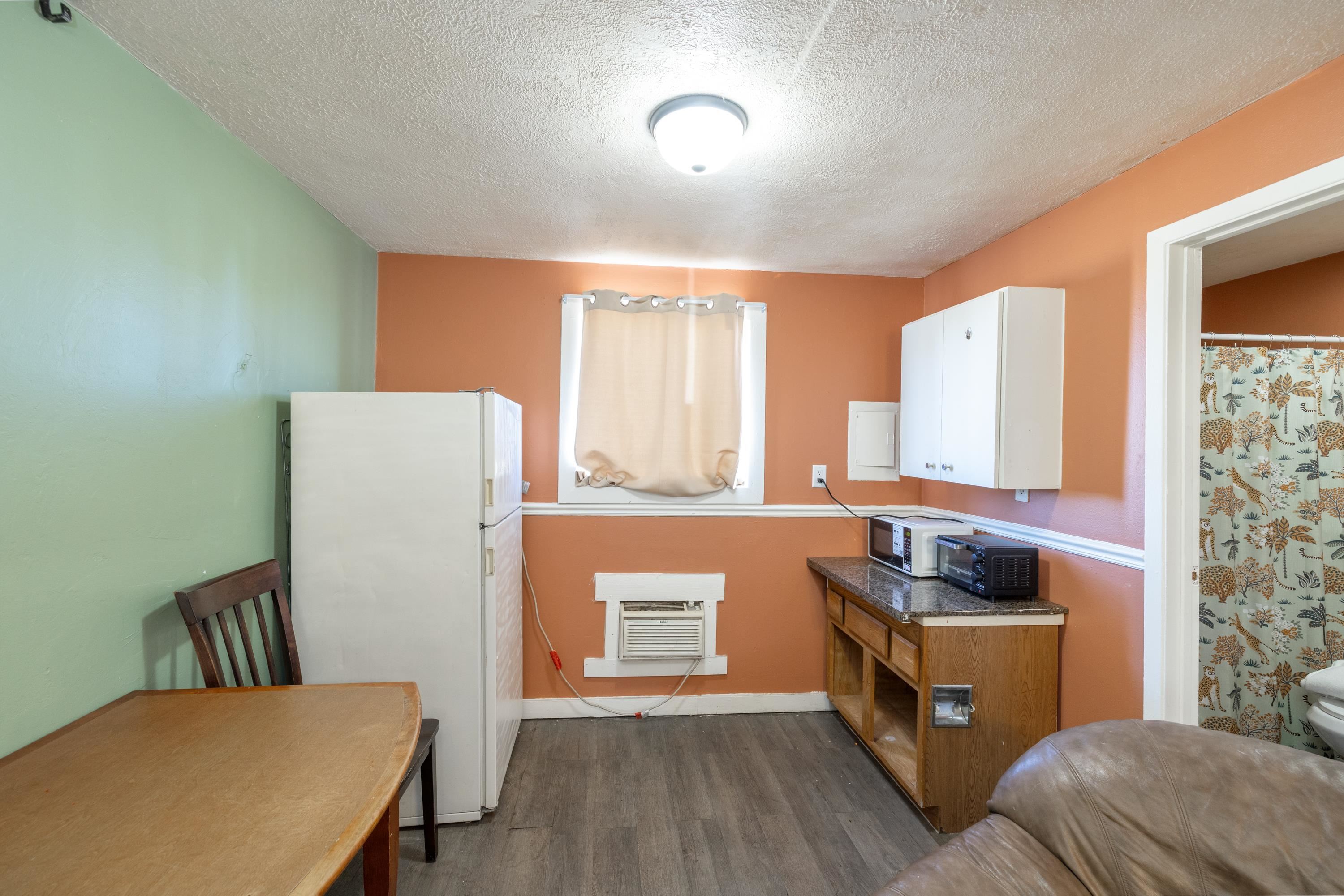 13504 W Sunset Hwy - Photo 8