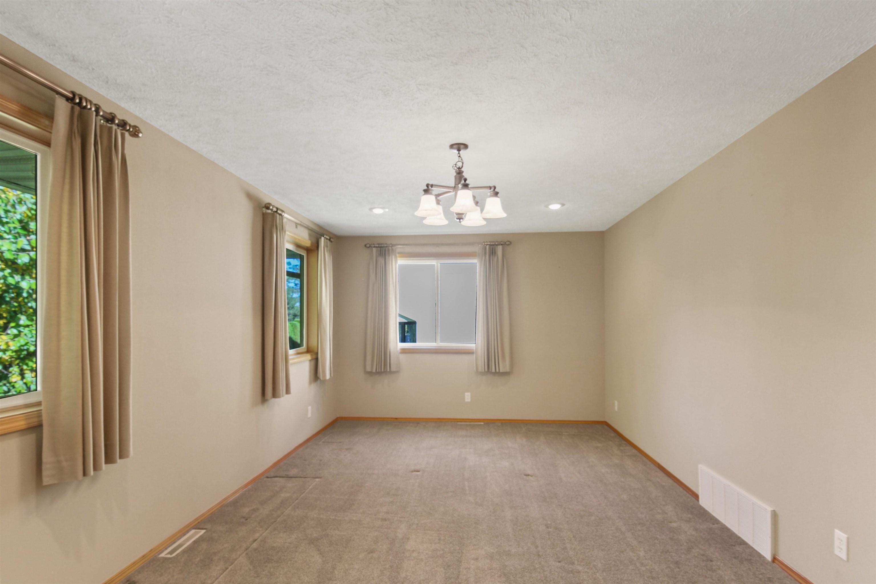 4413 E North Glenngrae Ln - Photo 10