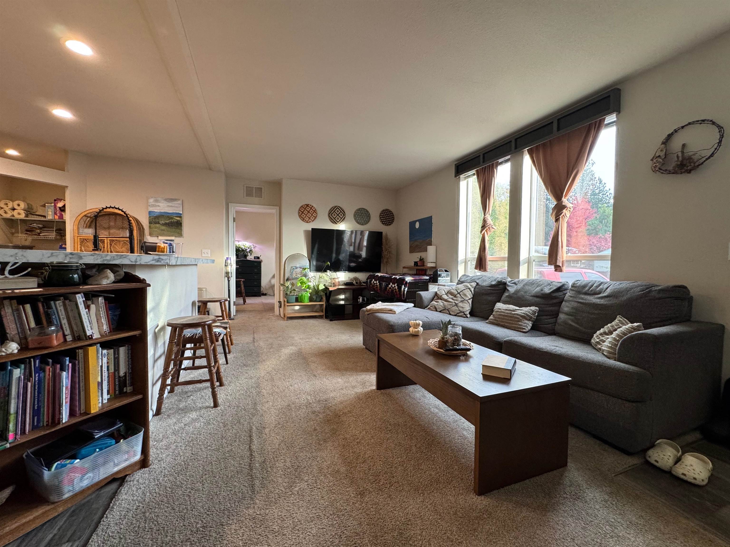 12729 N Dakota St - Photo 9