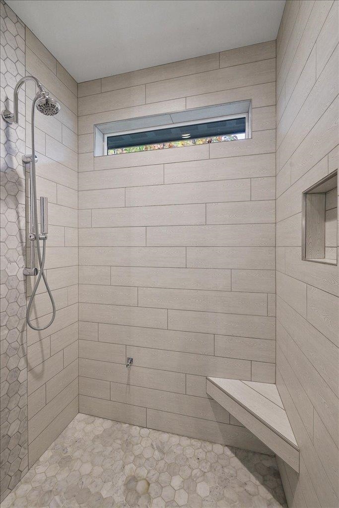 701 W Willapa Ave - Photo 18