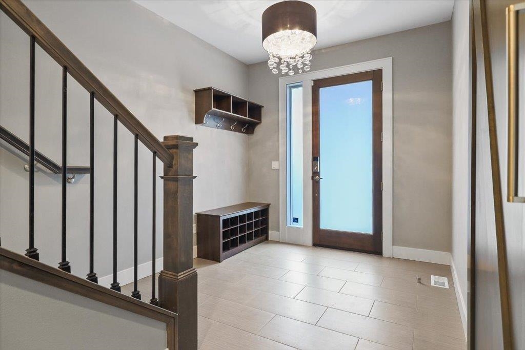 701 W Willapa Ave - Photo 3