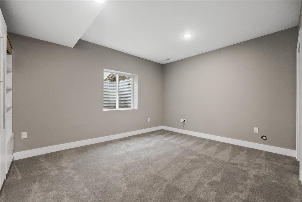 701 W Willapa Ave - Photo 25