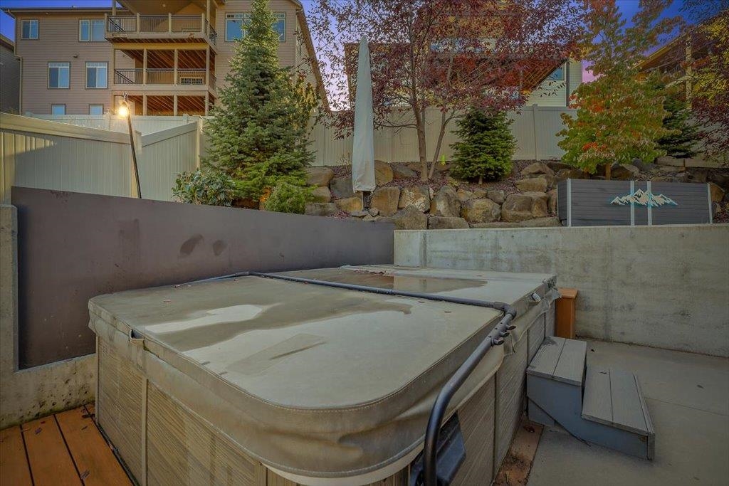 701 W Willapa Ave - Photo 32
