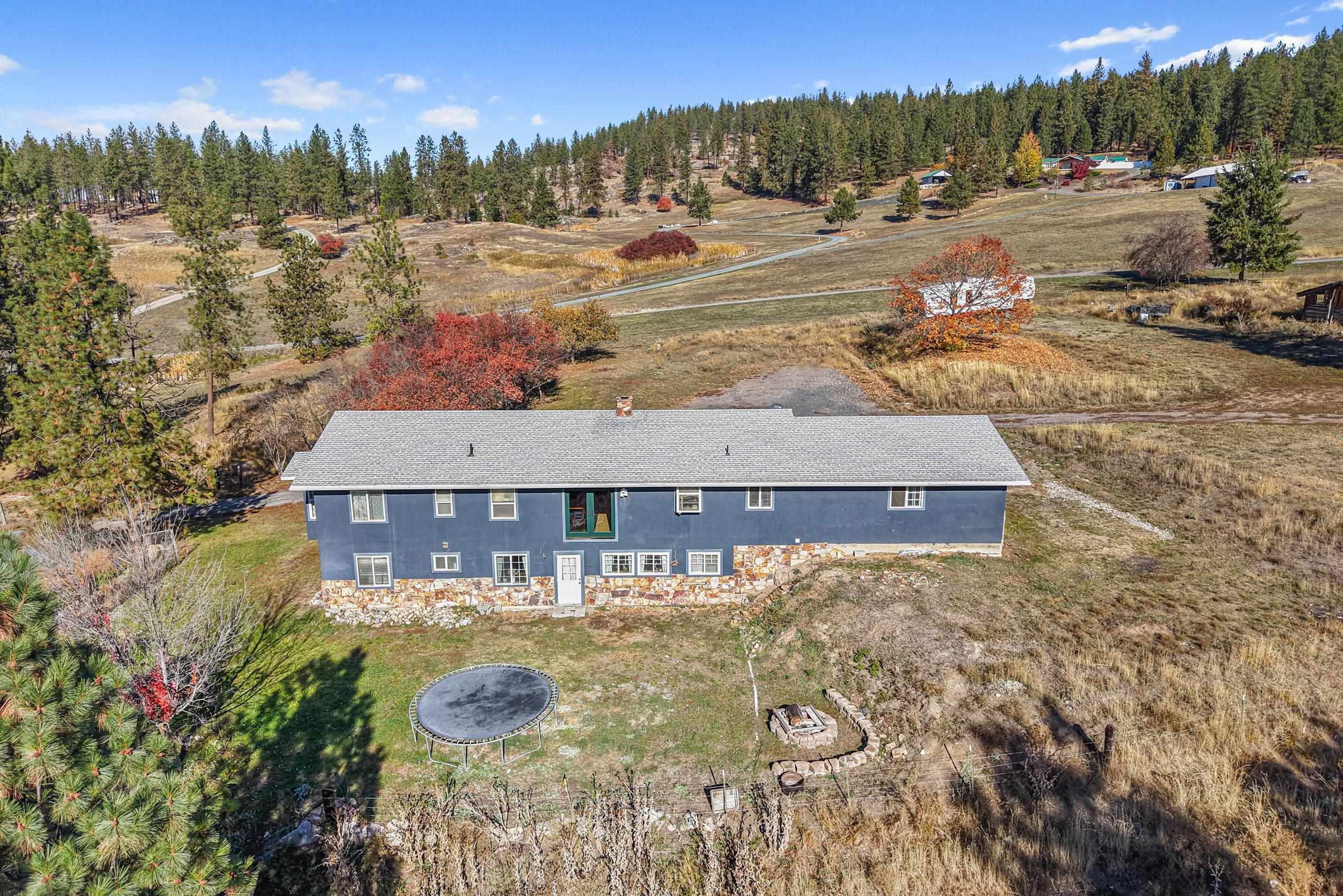 1071 Slide Creek Rd - Photo 3