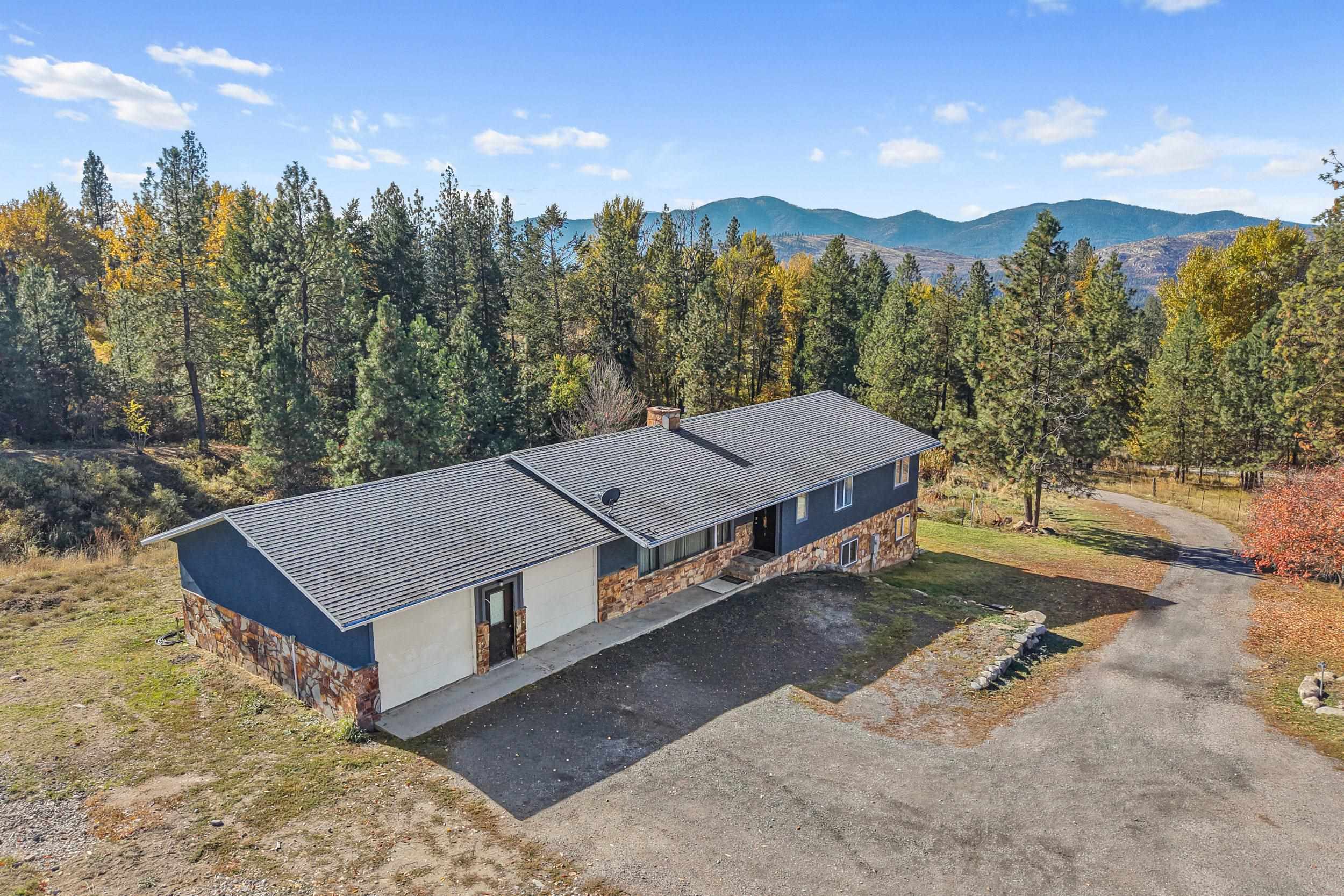 1071 Slide Creek Rd - Photo 7