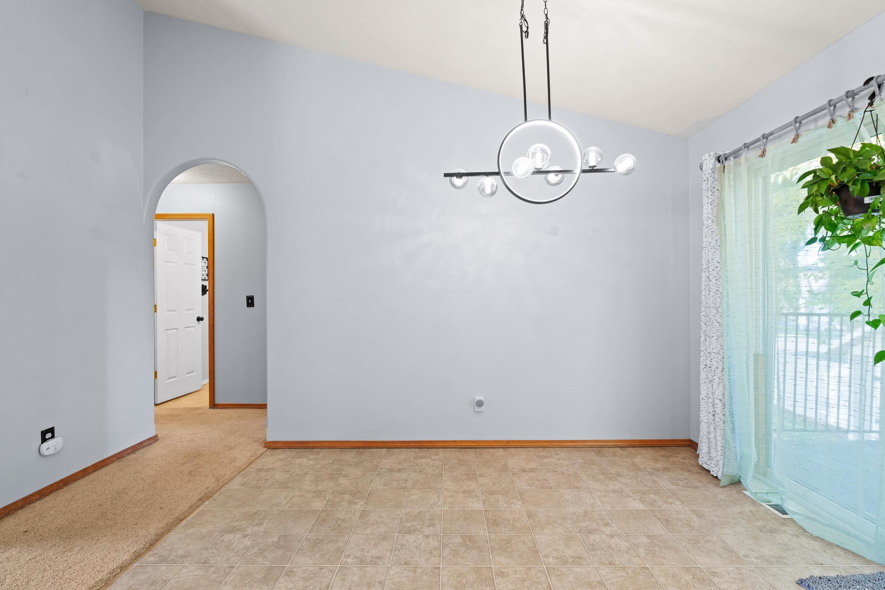 9005 N Dorset Rd - Photo 11