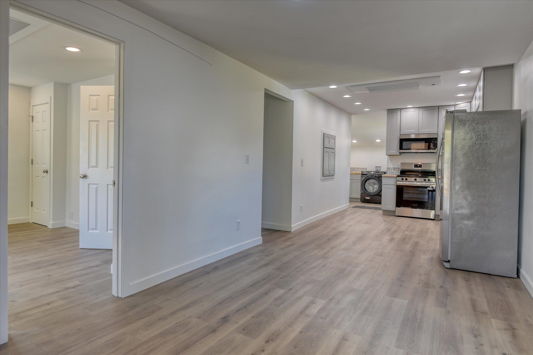 2815 N Ash St - Photo 4
