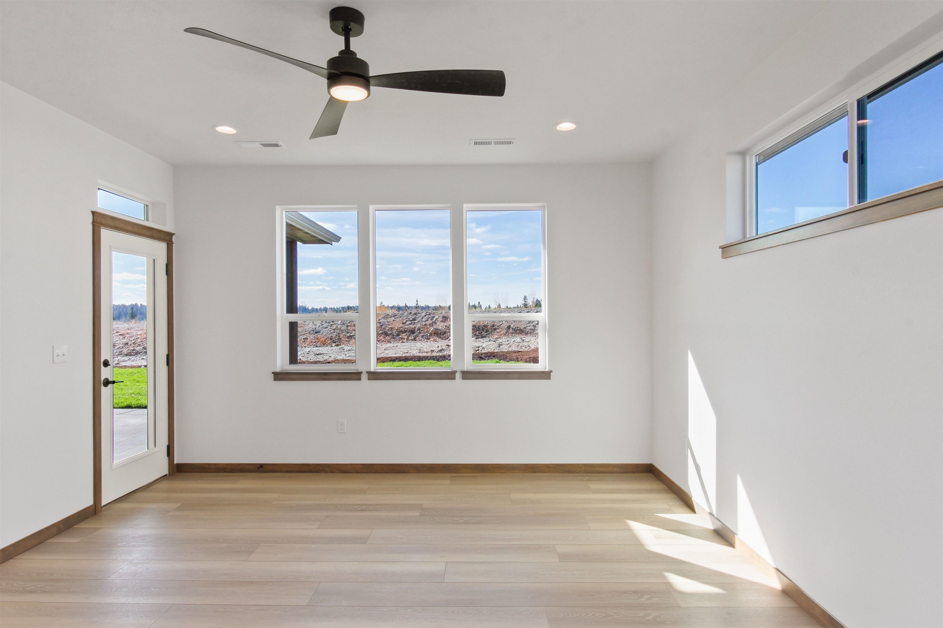 44 E Center Ln - Photo 14