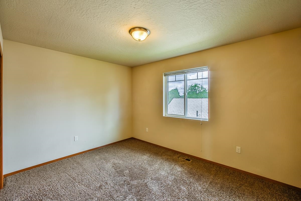 820 E Nora Ave - Photo 15