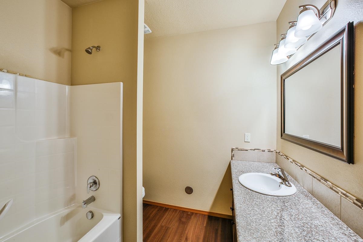 820 E Nora Ave - Photo 19
