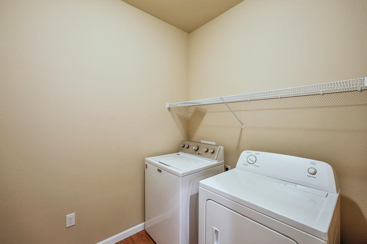 915 E Augusta Ave - Photo 16