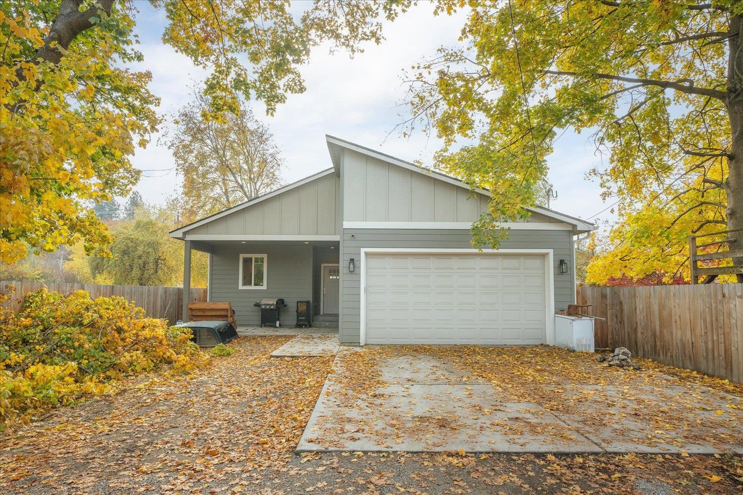 3723 E Hartson Ave - Photo 3