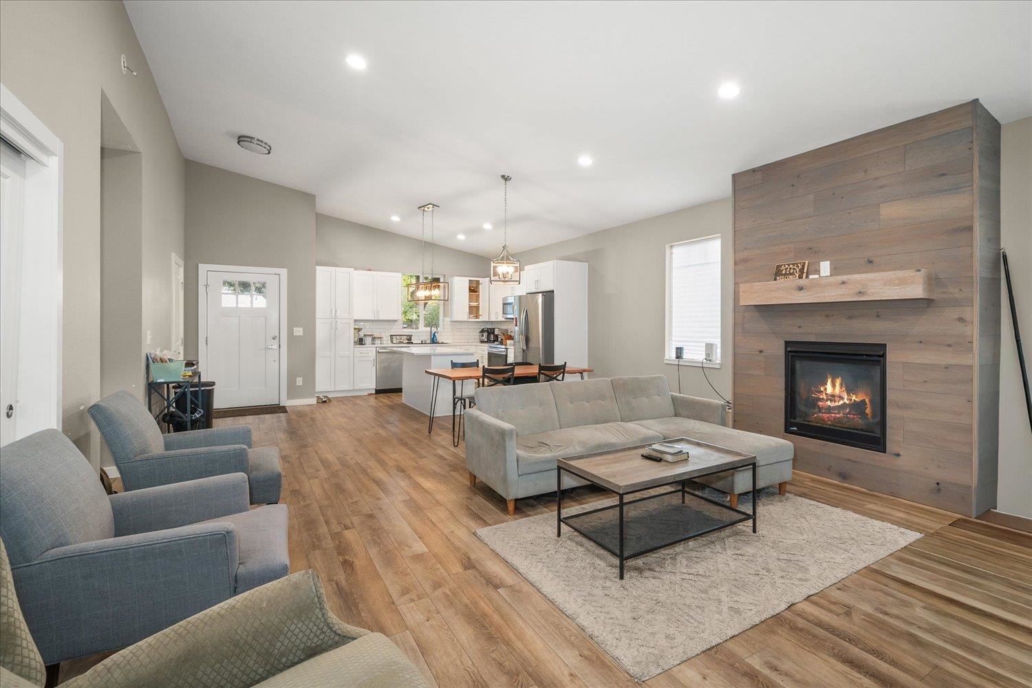 3723 E Hartson Ave - Photo 6