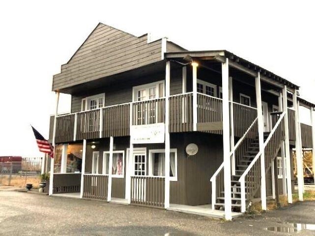 380 E 3rd Ave - Photo 3
