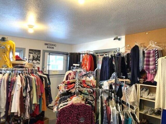 380 E 3rd Ave - Photo 26