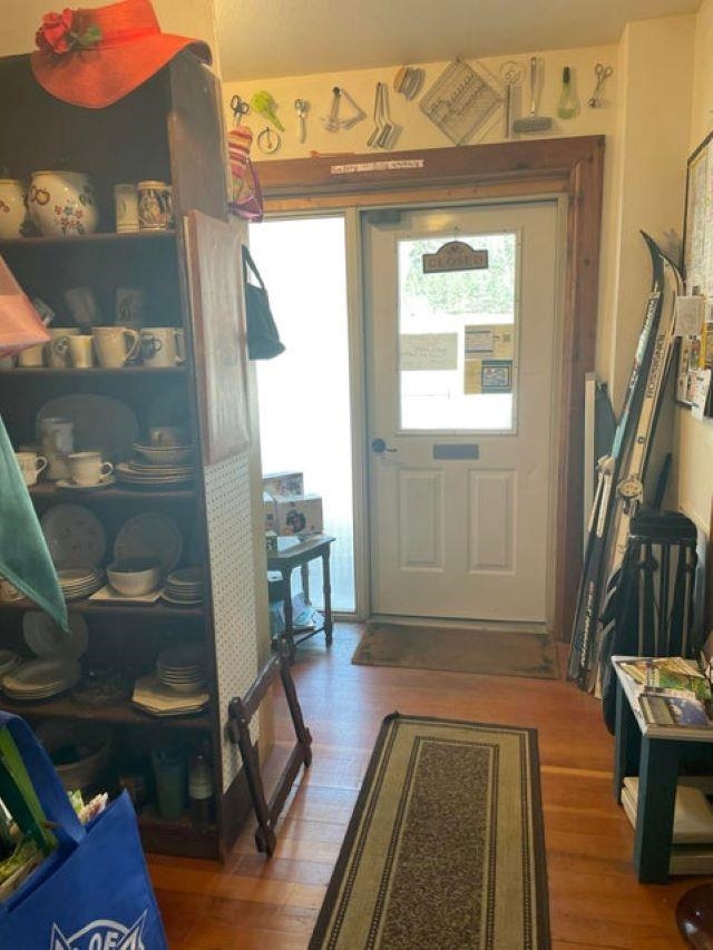 380 E 3rd Ave - Photo 35