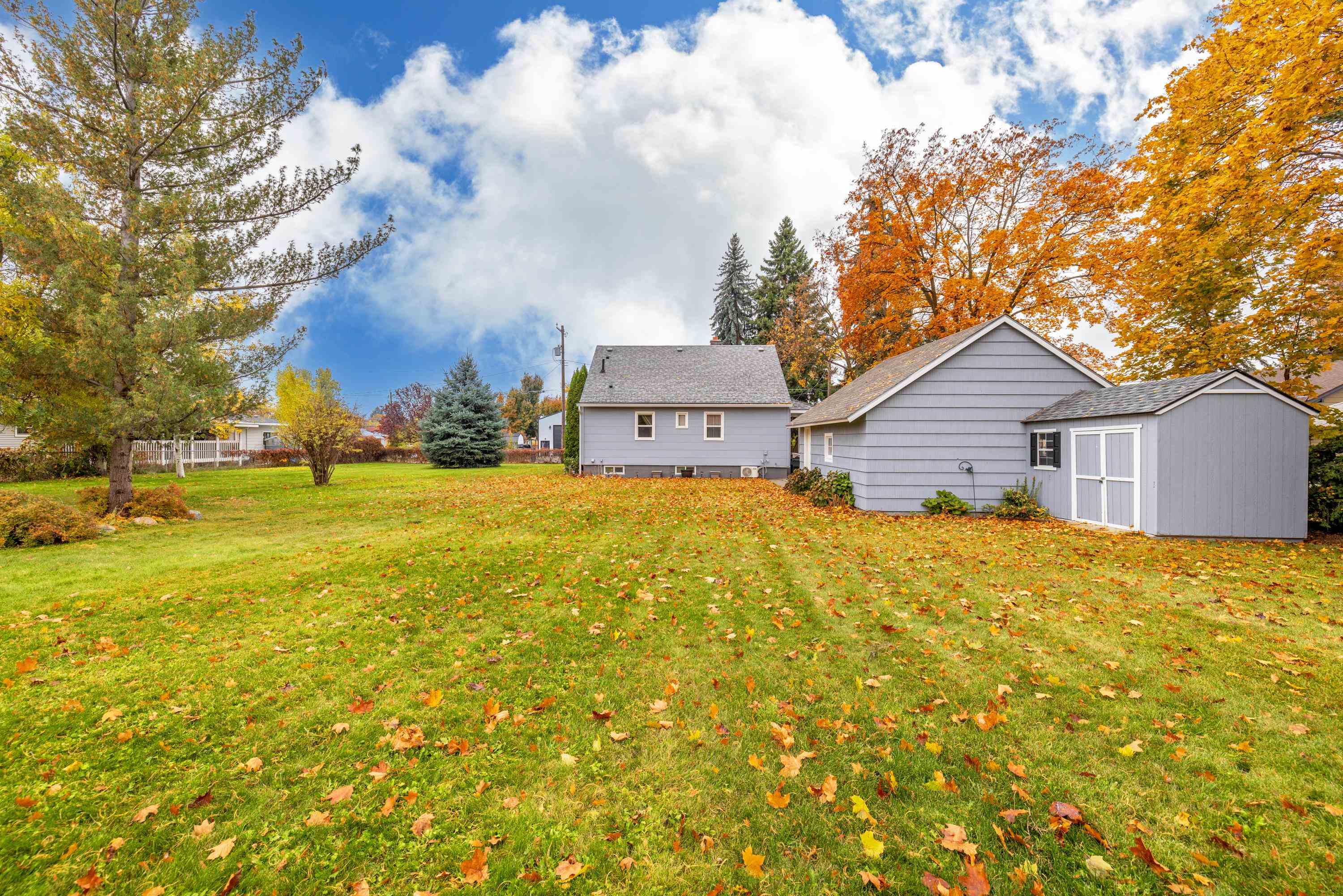 7009 E Fairview Ave - Photo 26