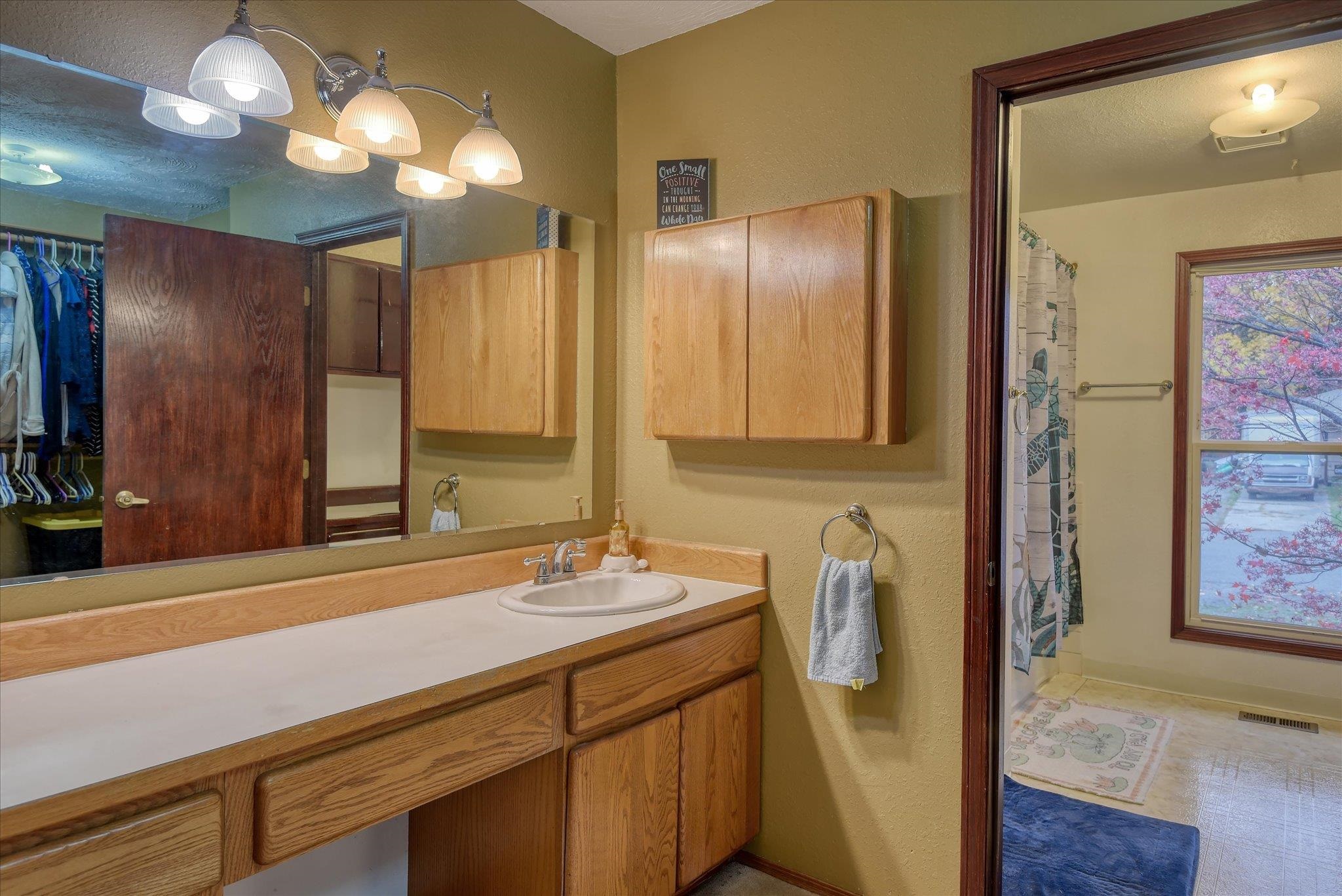 11704 E Alki Ave - Photo 20