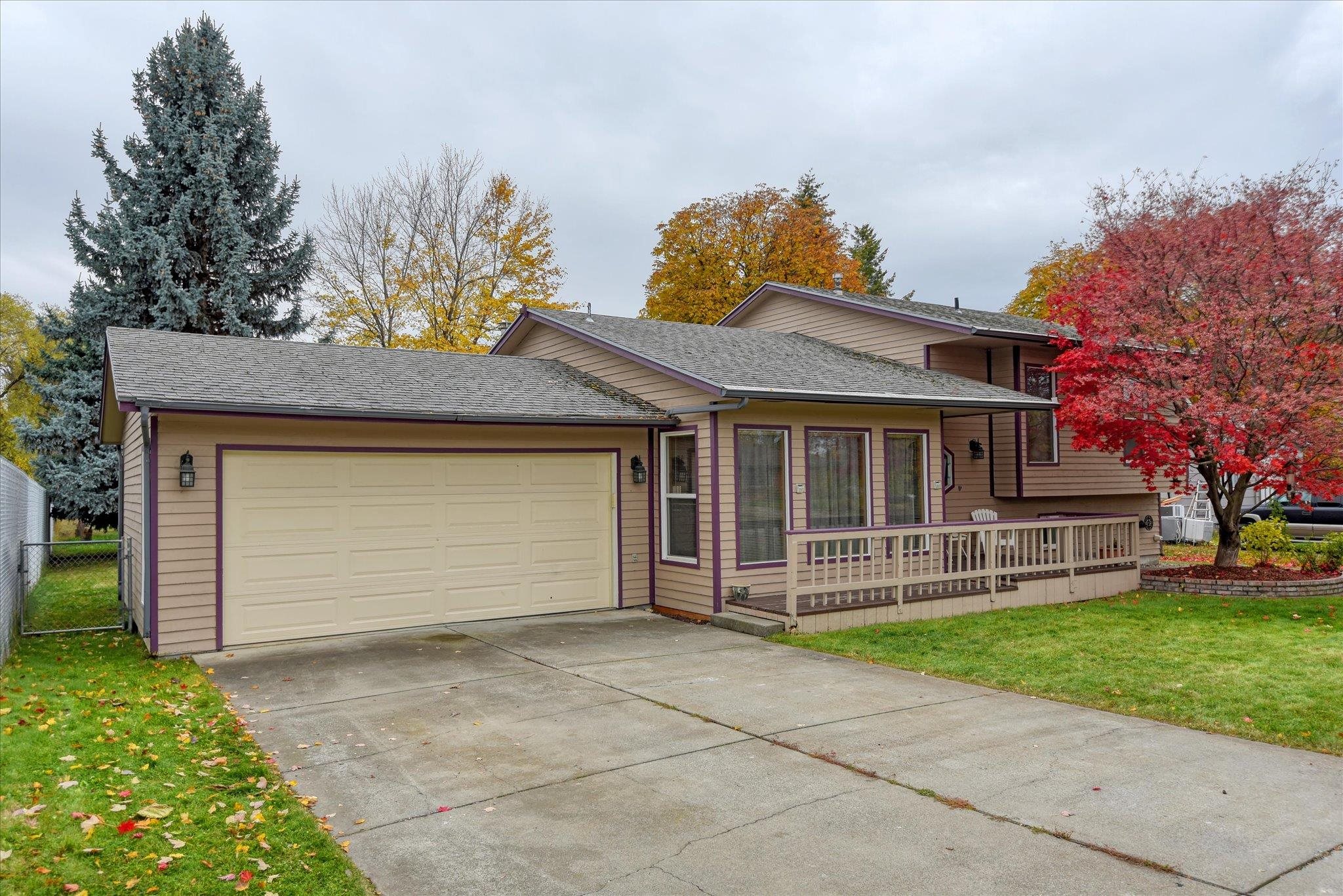 11704 E Alki Ave - Photo 3