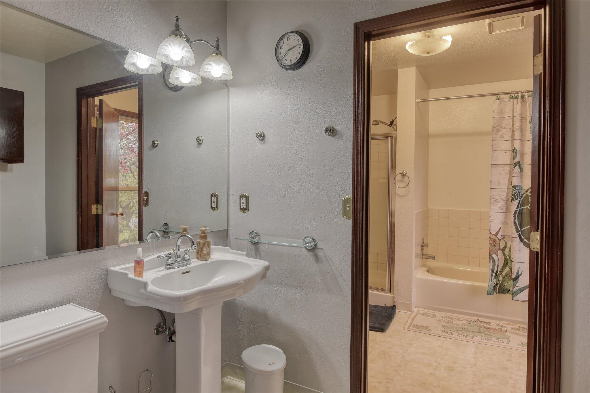 11704 E Alki Ave - Photo 23