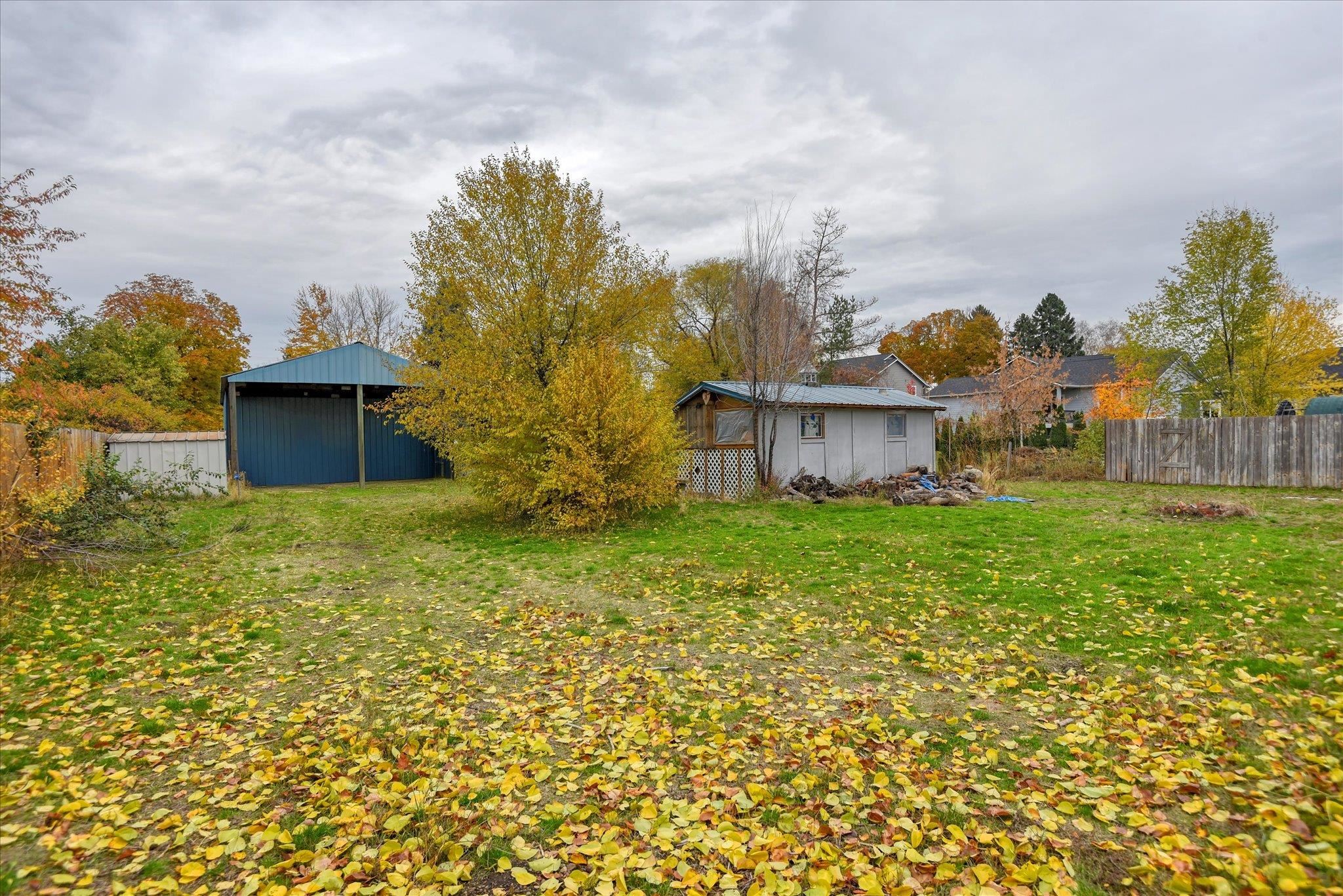 11704 E Alki Ave - Photo 40