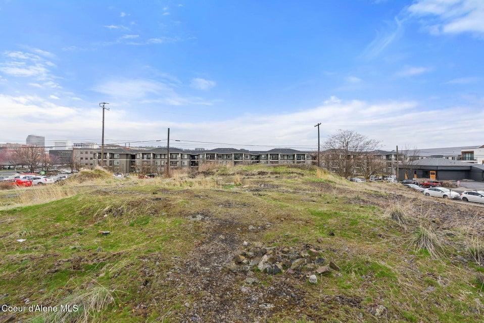 1229 W Broadway Ave - Photo 4