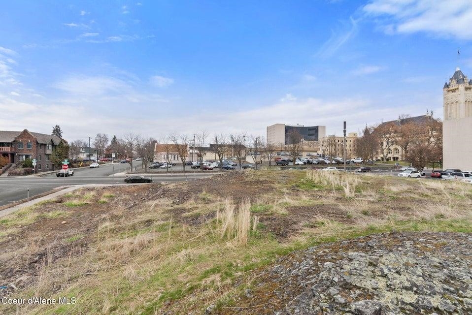 1229 W Broadway Ave - Photo 5