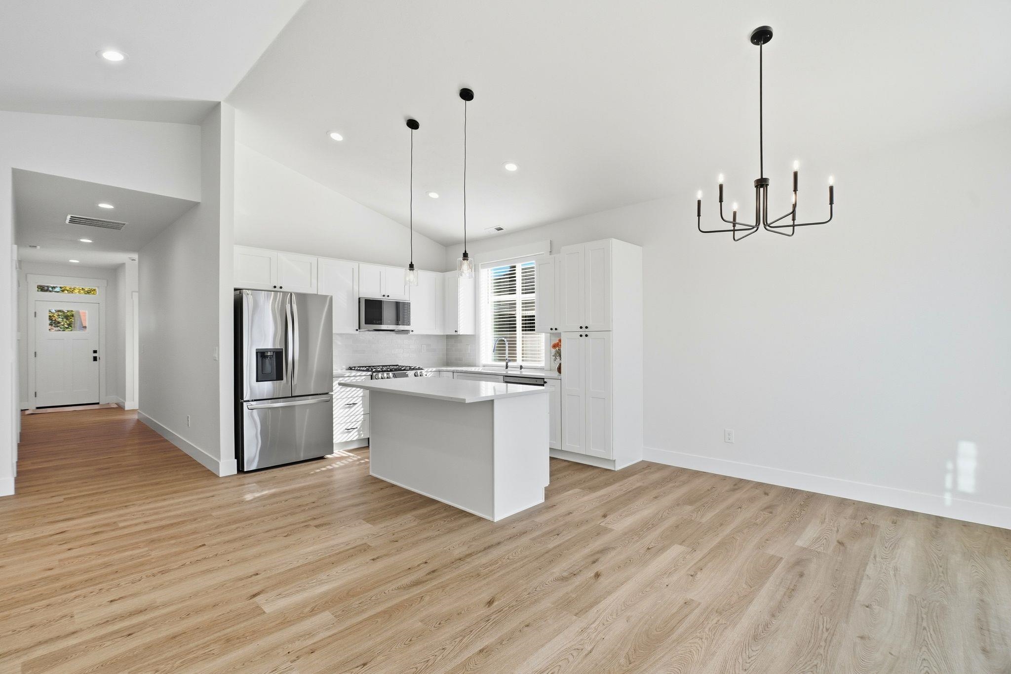 620 S Robie Ln - Photo 3