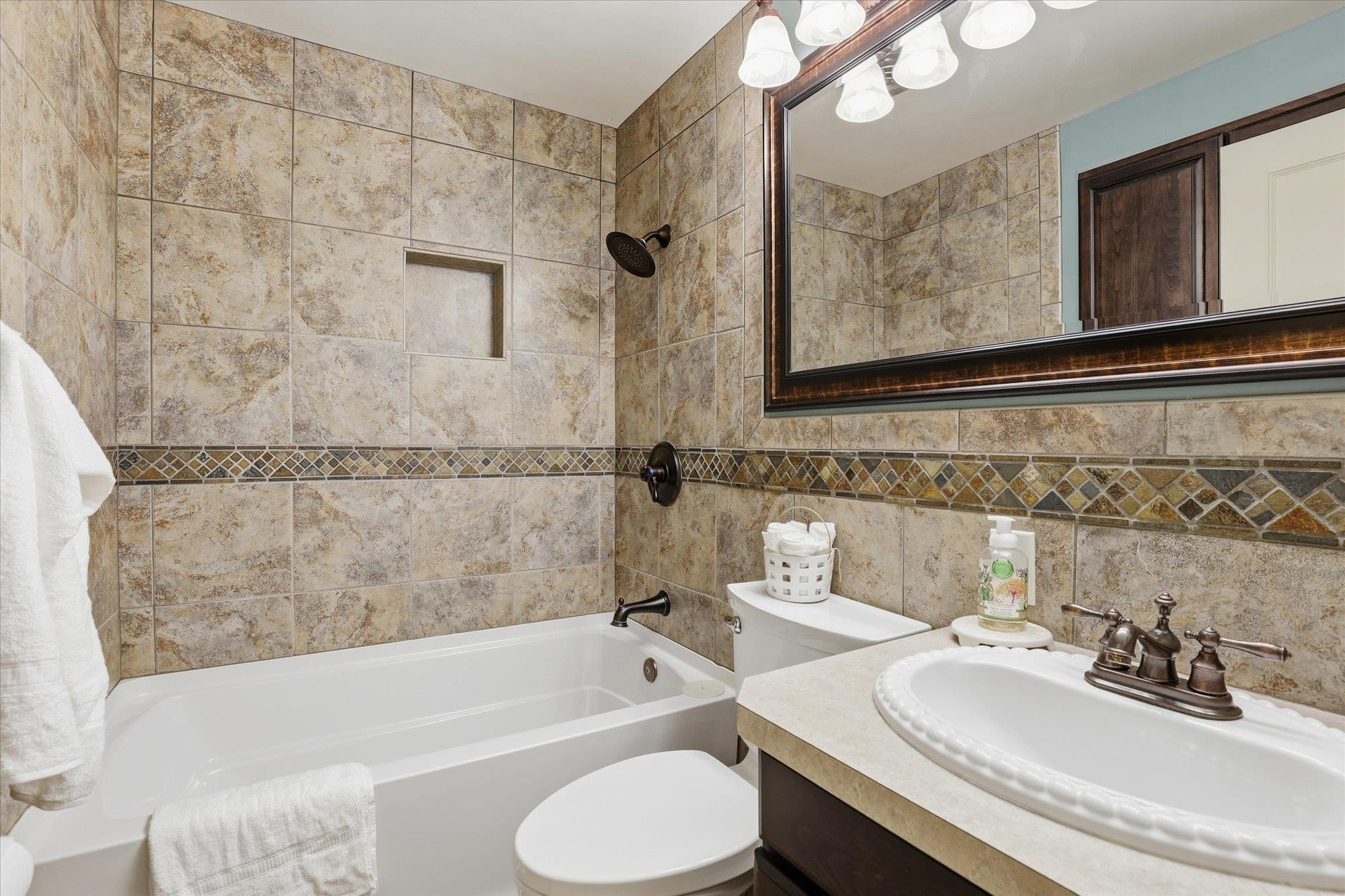 1423 E LACROSSE Ave - Photo 16