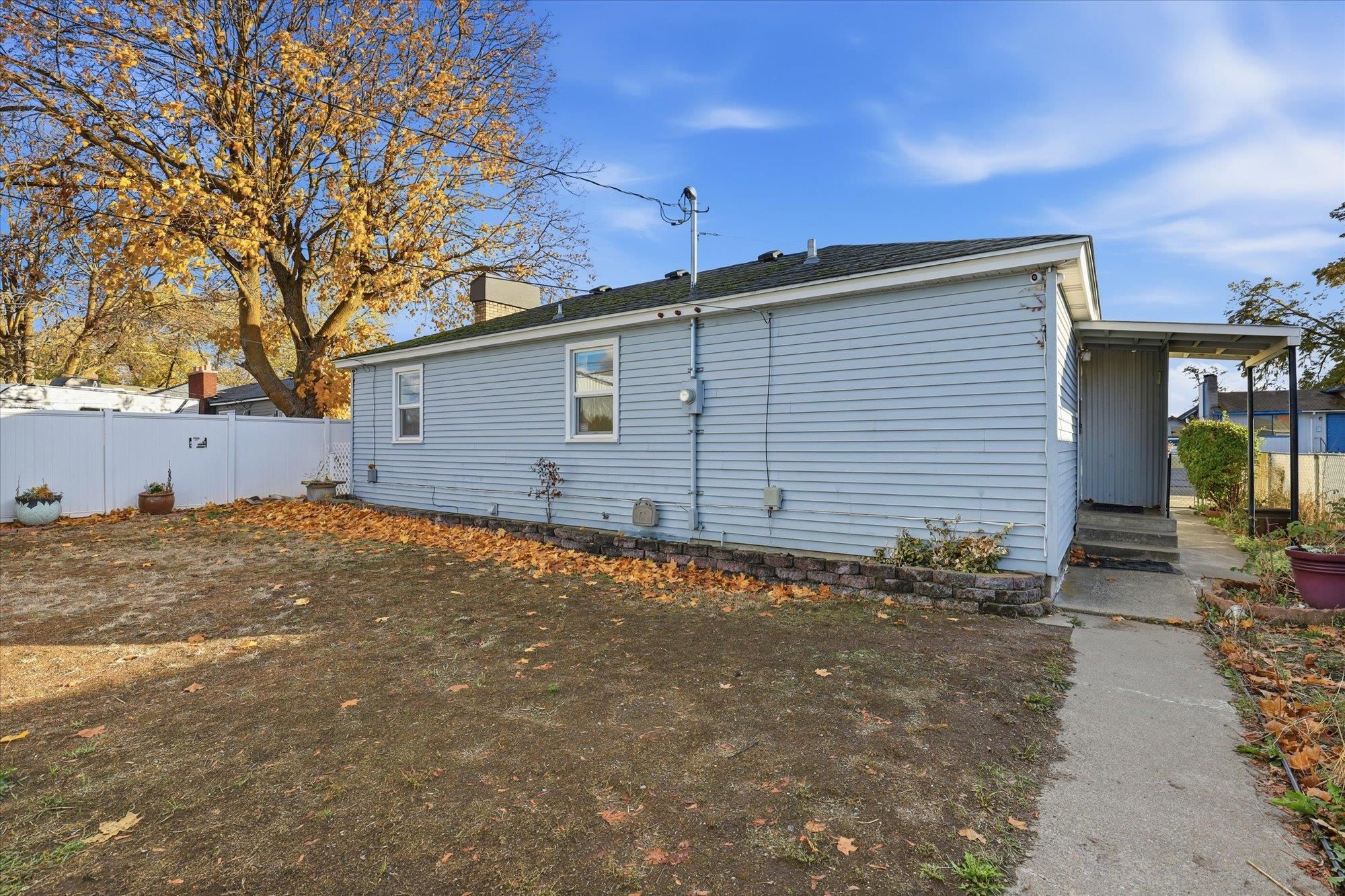 1423 E LACROSSE Ave - Photo 25