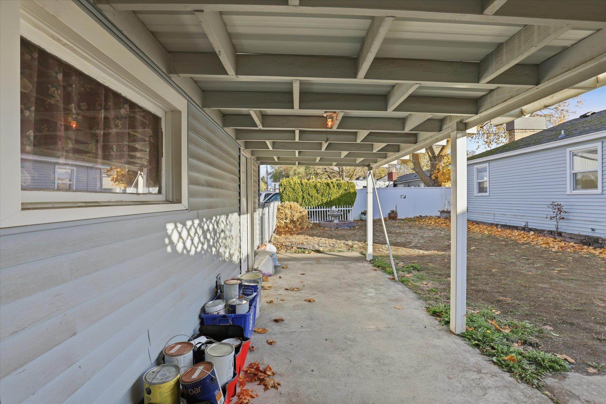 1423 E LACROSSE Ave - Photo 28
