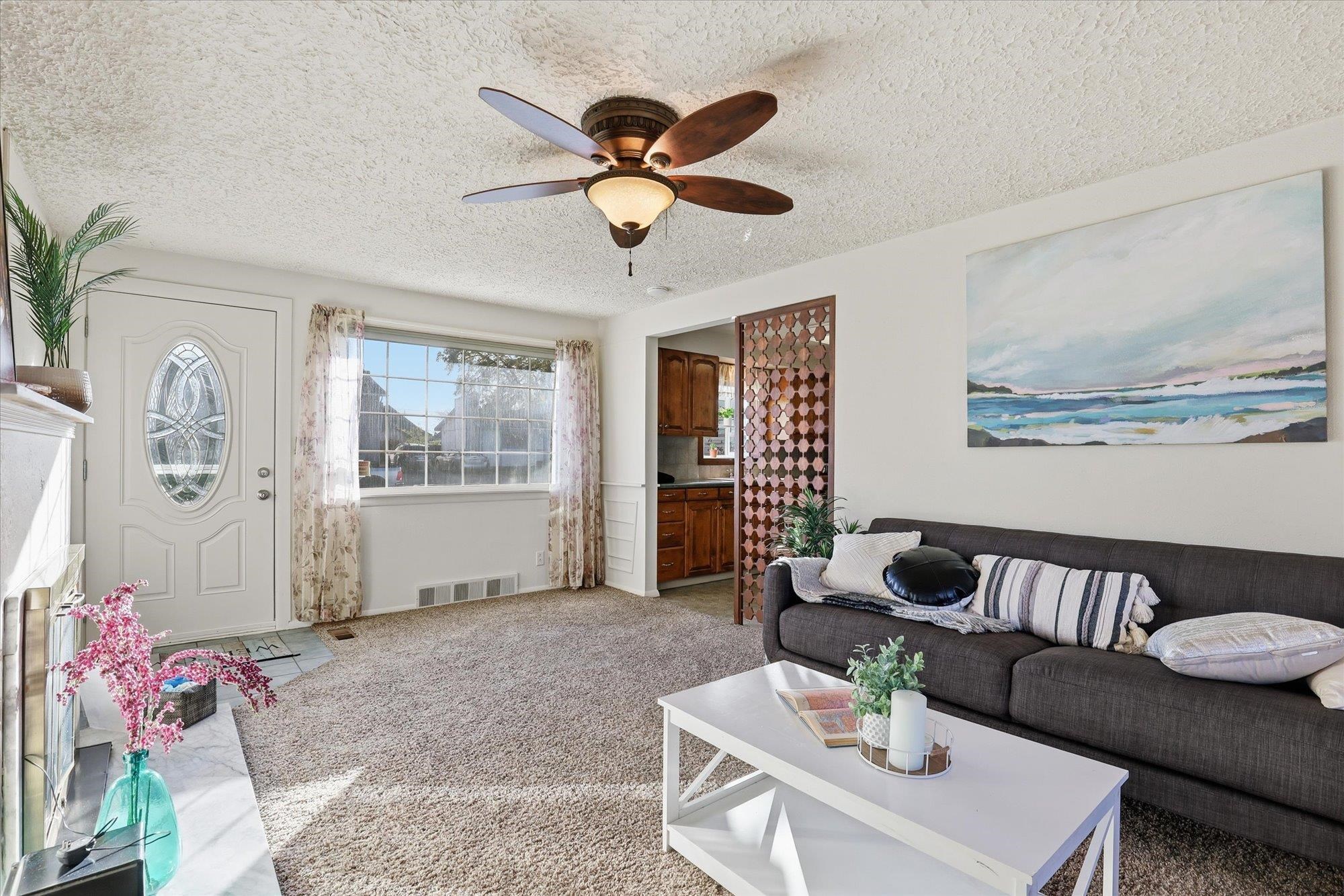 1423 E LACROSSE Ave - Photo 5